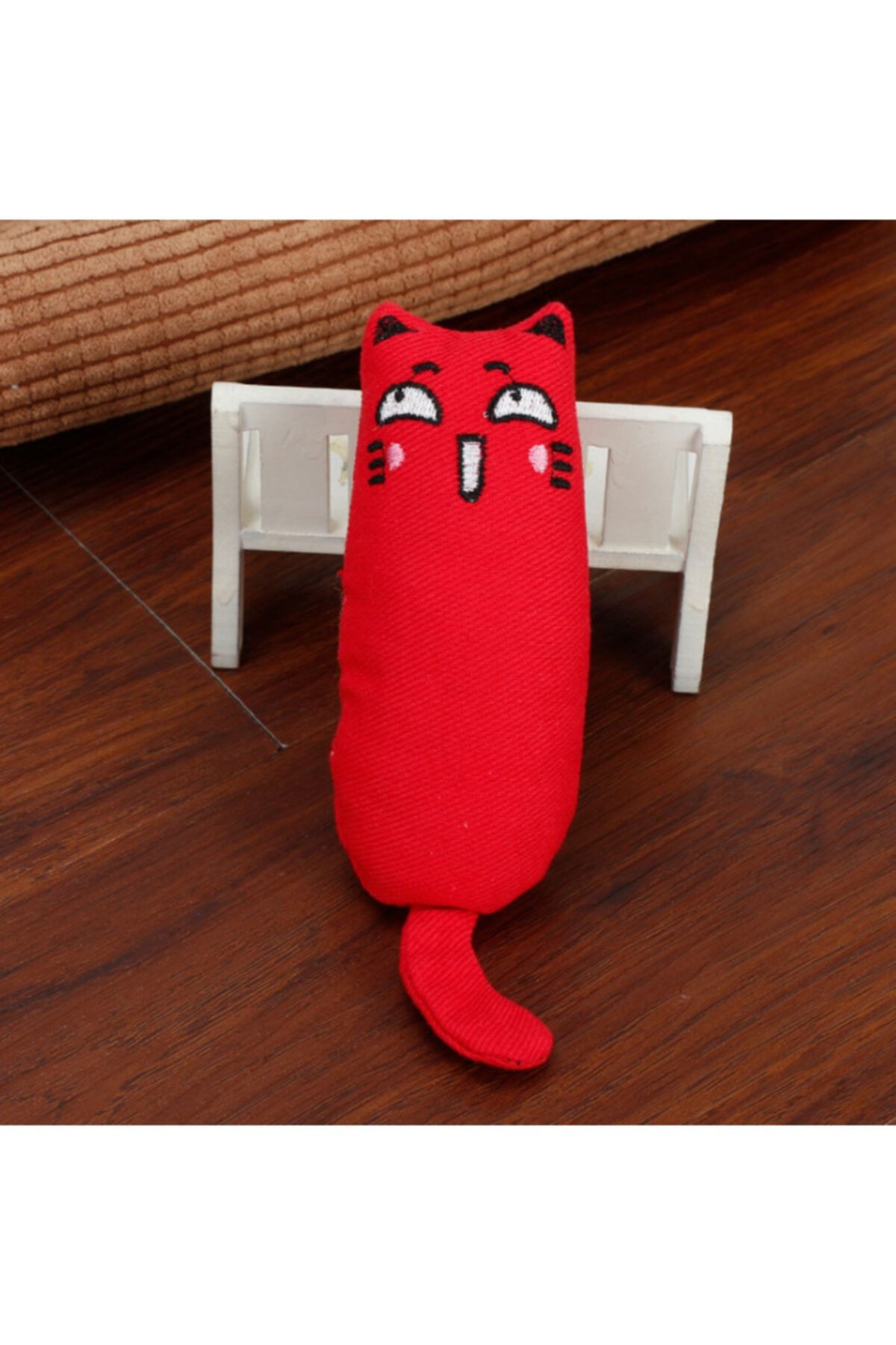 Petish Kırmızı Renk Çıngıraklı Kedi Otlu Kedi Oyuncağı