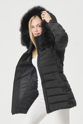 Yakası Kürklü Çıkabilir Kapüşonlu Kadın Yasmin Mont Image 2