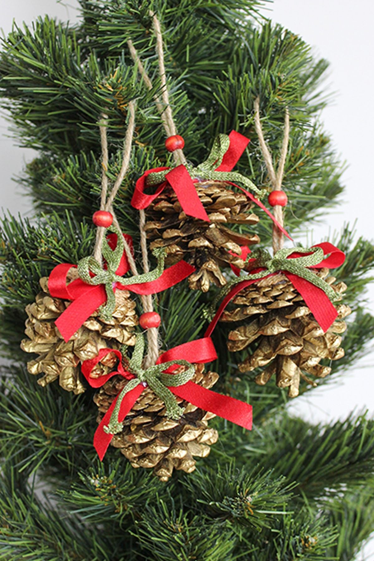 6 Pieces Pinecone Ornaments for Christmas Tree Fall Christmas Tree