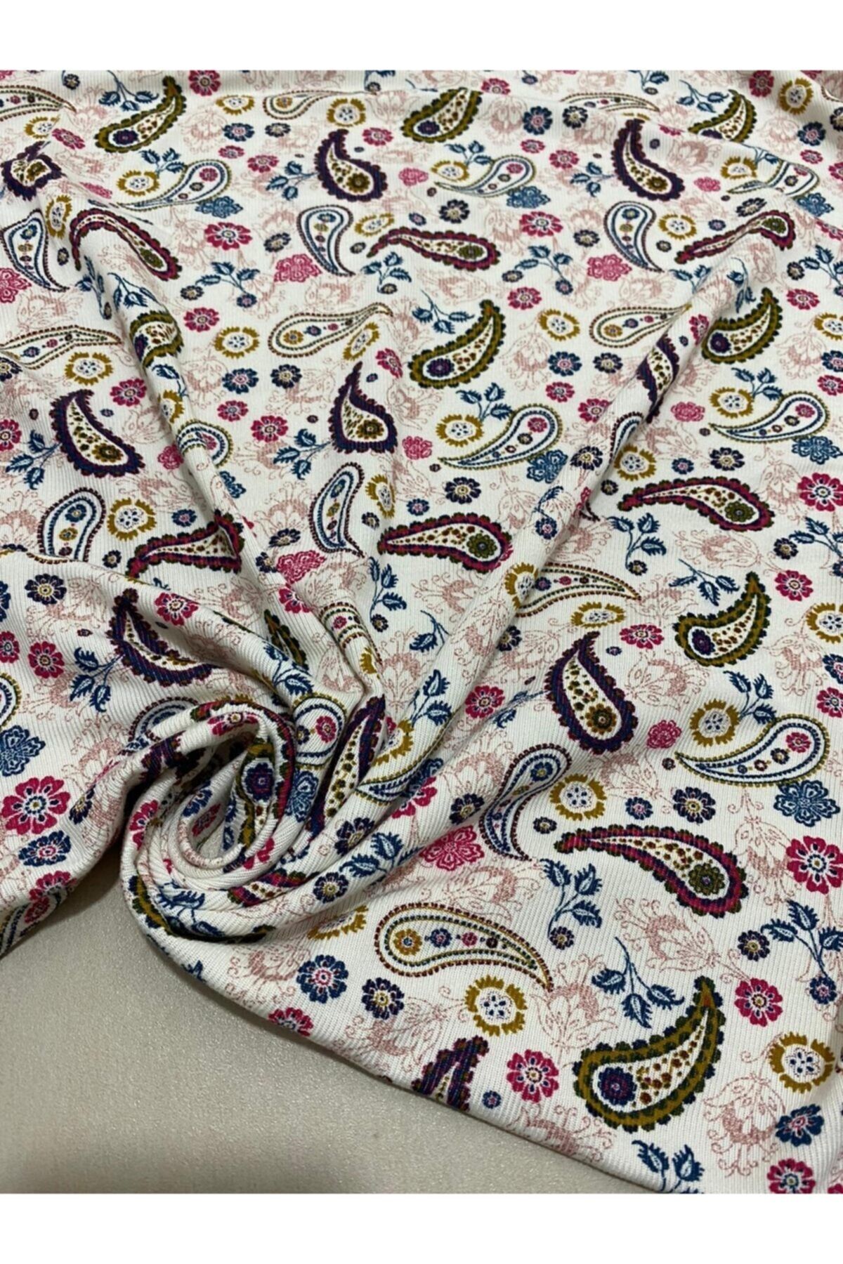 İzmitkumaş Şal Desen Ikiiplik Penye Kumaş Eni 1,70 Mt Çift En