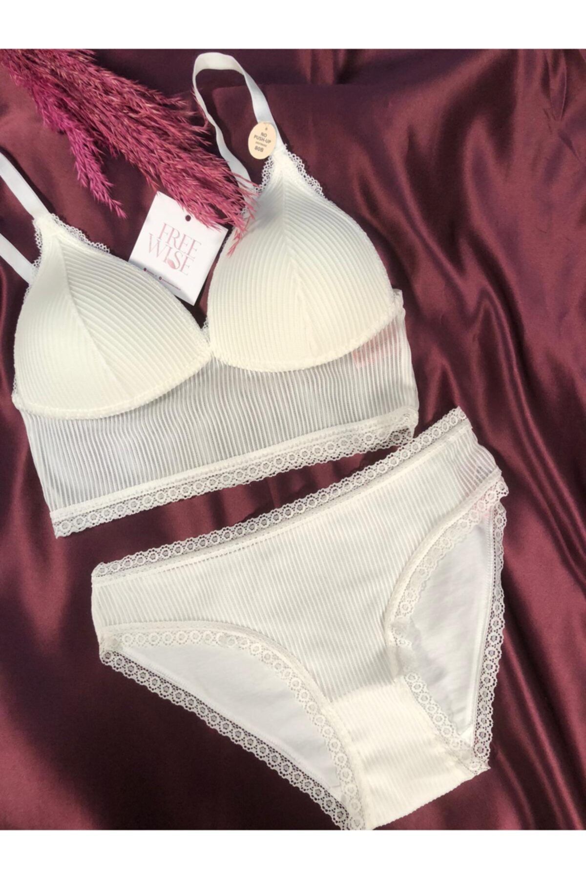 FREEWİSE Kadın  Çizgili Beyaz Spor Şık Bralet Takımı