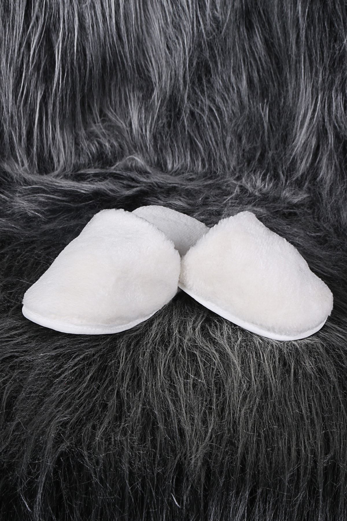 Bonny Home Kadın Krem Fluffy Peluş Terlik