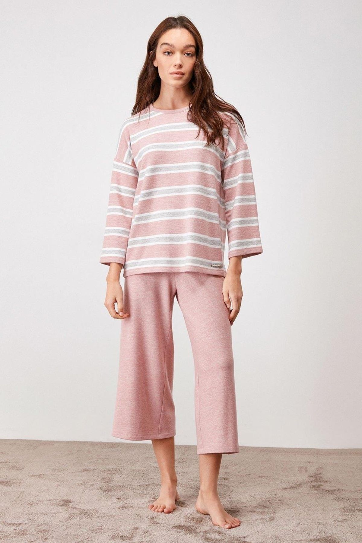Lou and grey pajama set store