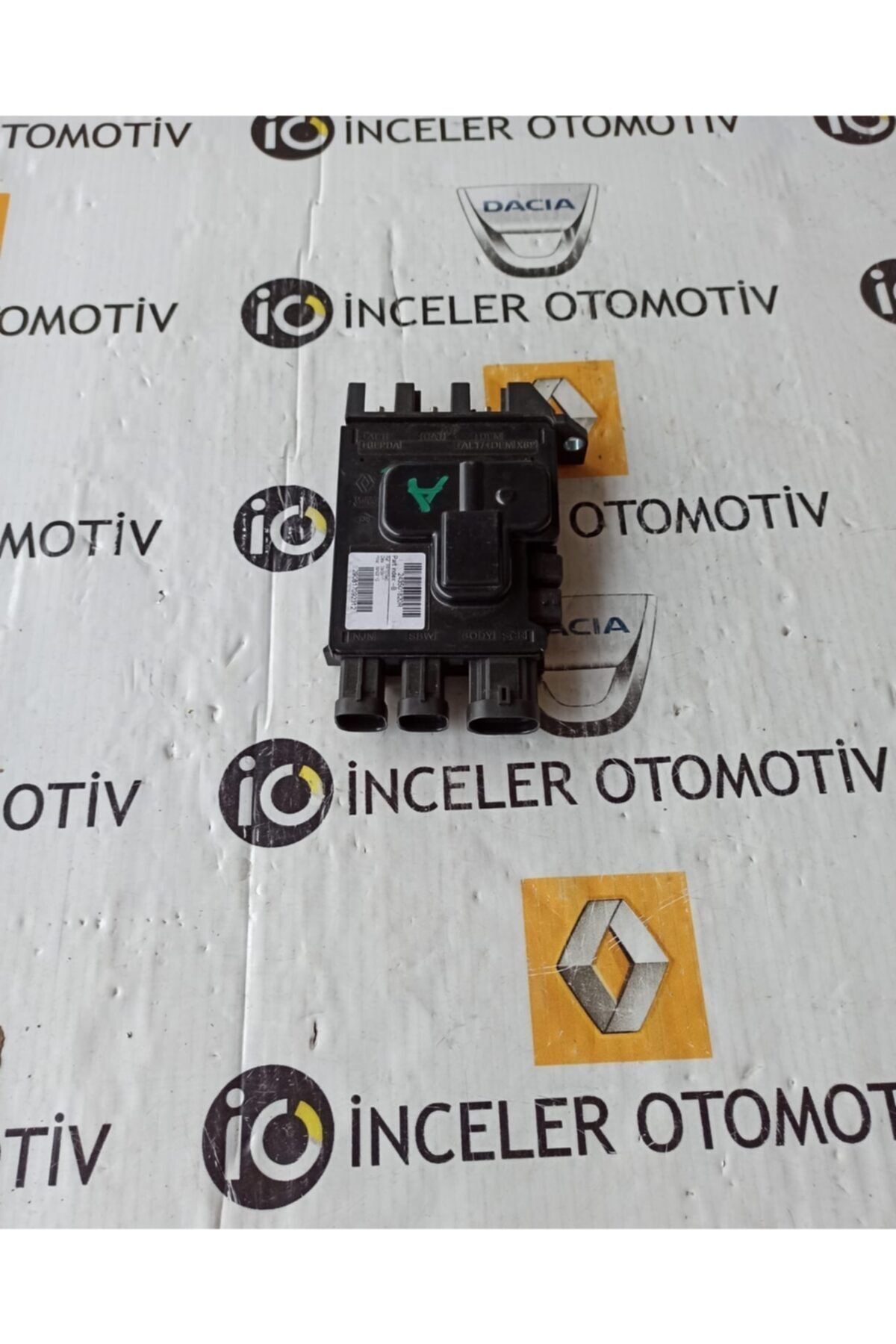 İnceler 243501820r Trafıc 3 Iıı Enerjı Dagıtım Modulu Sıgorta Kutusu Maıs