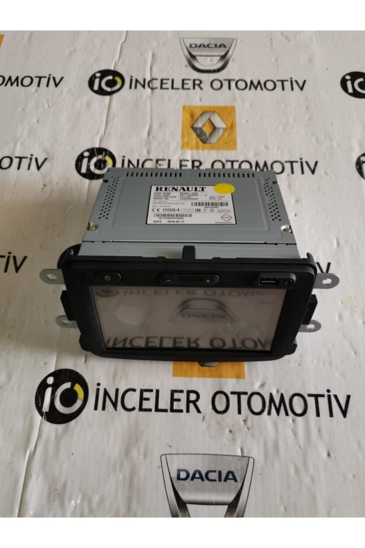 İnceler 281150229r 281153855r Double Teyp Navıgasyon Dacıa Dokker Sandero