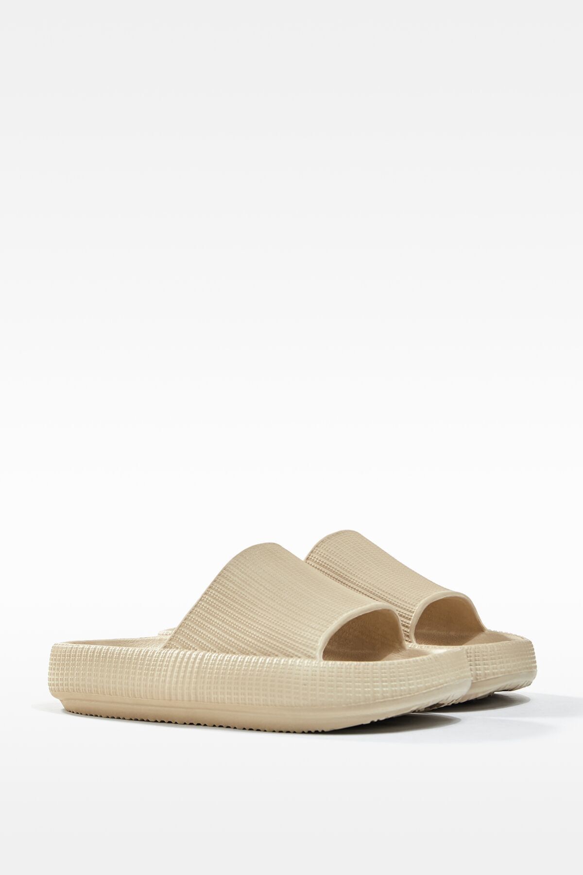 Bershka Dokulu Düz Sandalet