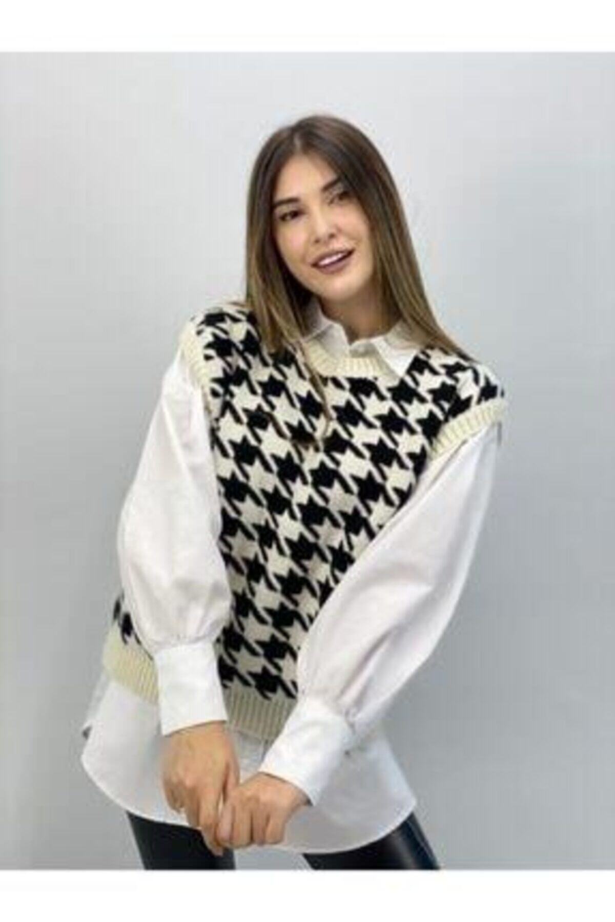 AZEM KOTÇU Kadın Siyah Beyaz Kazayağı Süveter