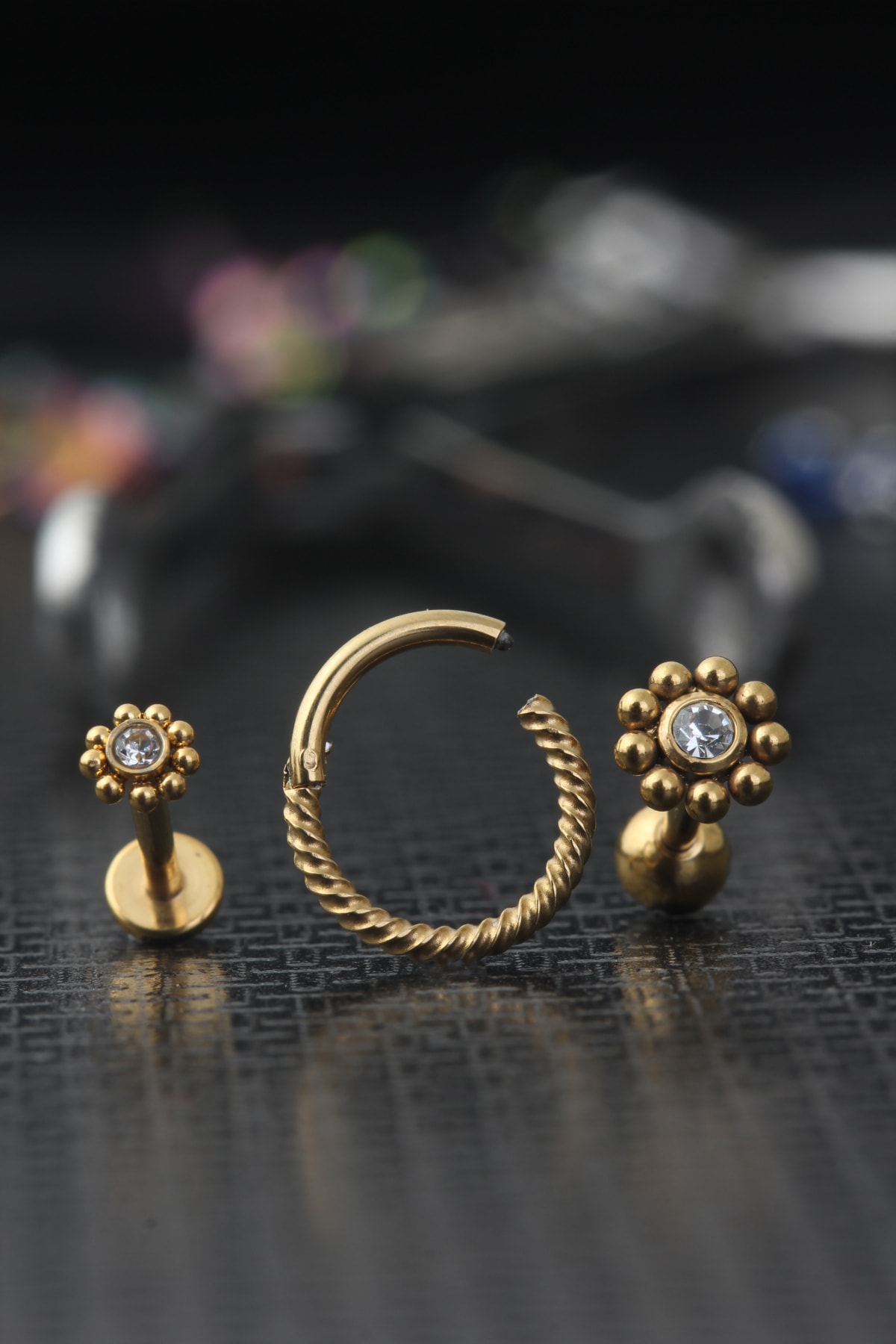 depozoom Cerrahi Çelik Zirkon Taşlı Kıkırdak Ve Tragus 3'lü Set 8 Mm Gold