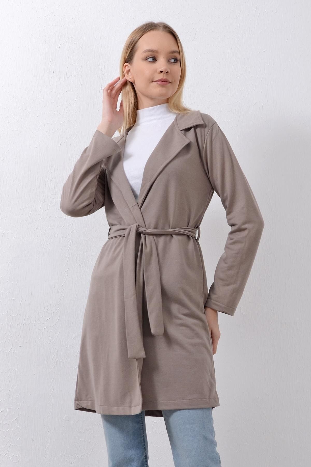 Buttonless deals trench coat