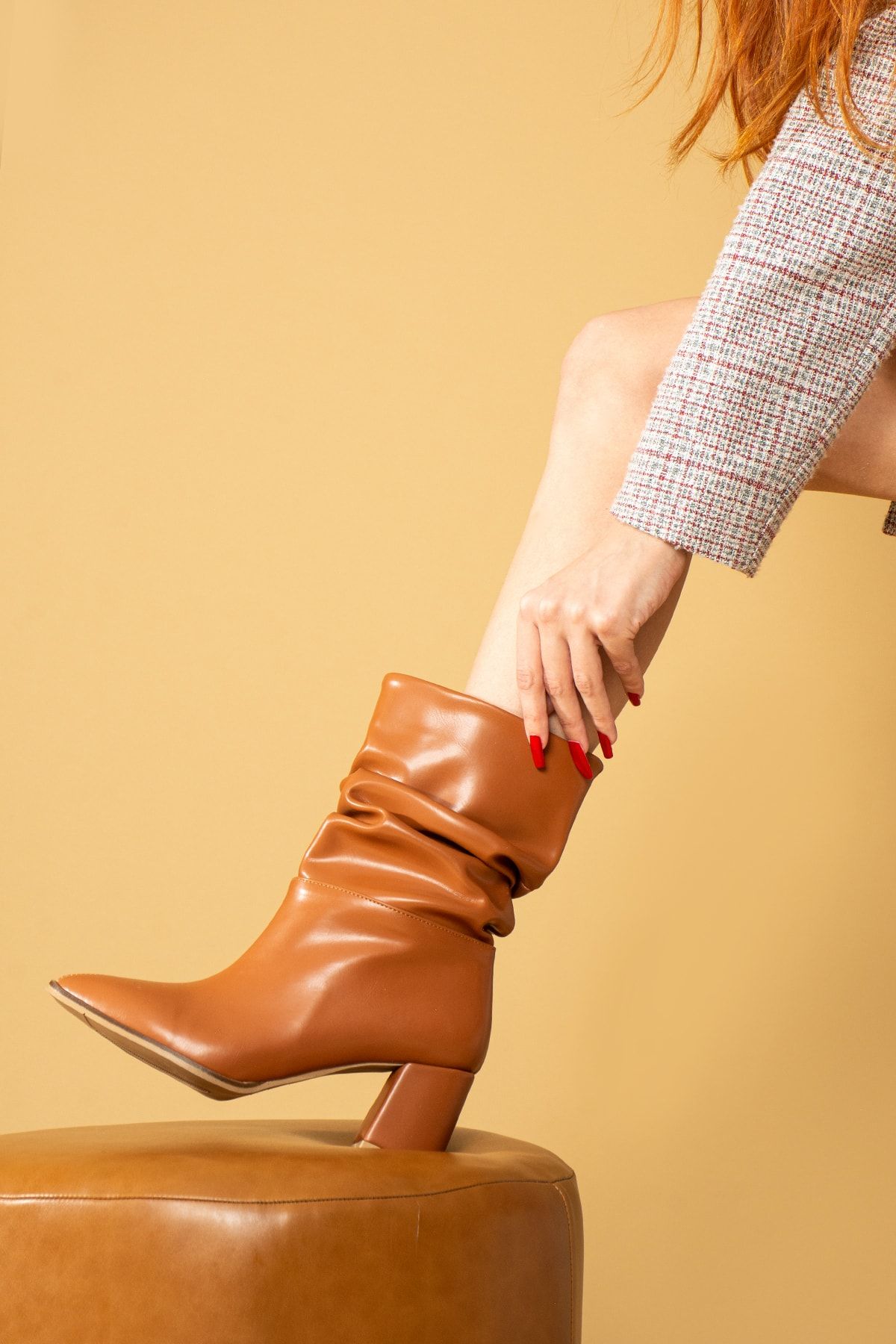 Short tan sale ankle boots