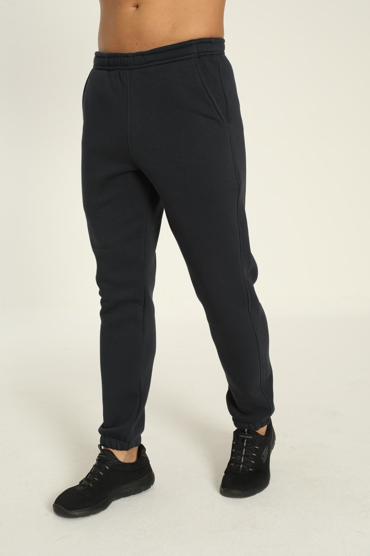 Reviens Men s Smoked 3 Thread Cotton Sweatpants with Elastic Cuffs