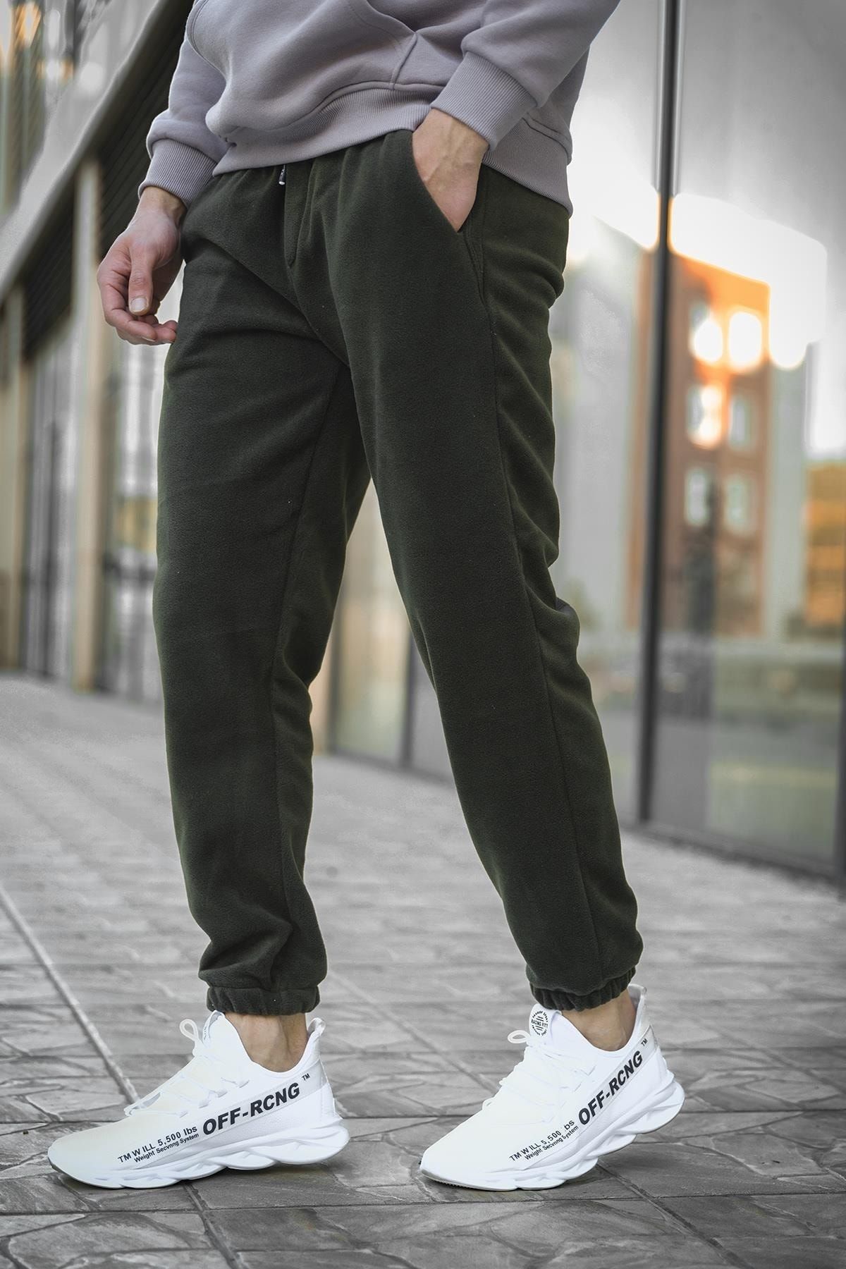 Thick fleece sweatpants online