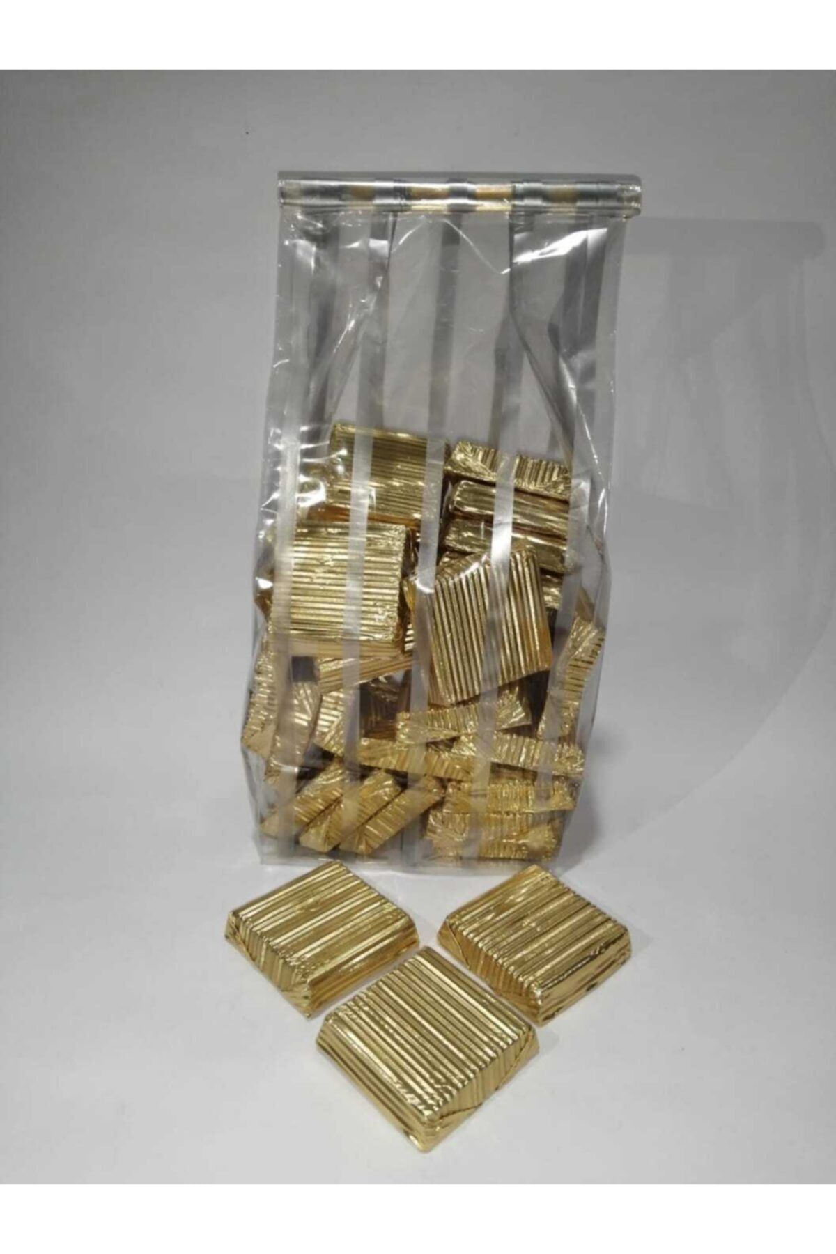 Pelit Valonia Valonia Kare Altın Sargılı Special Çikolata 500 Gr