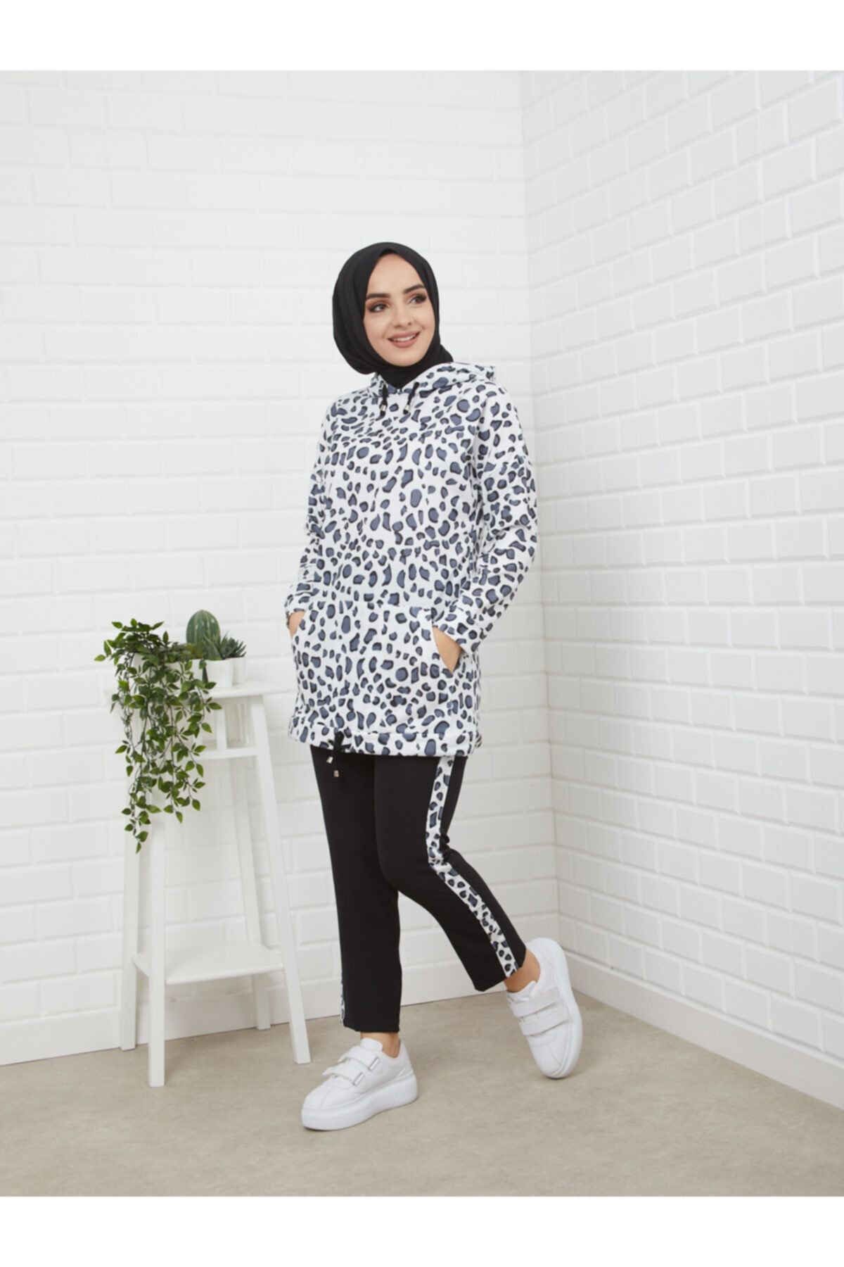 ALLMİRA FASHION Kadın Desen Eşofman Takımı Siyah Gri