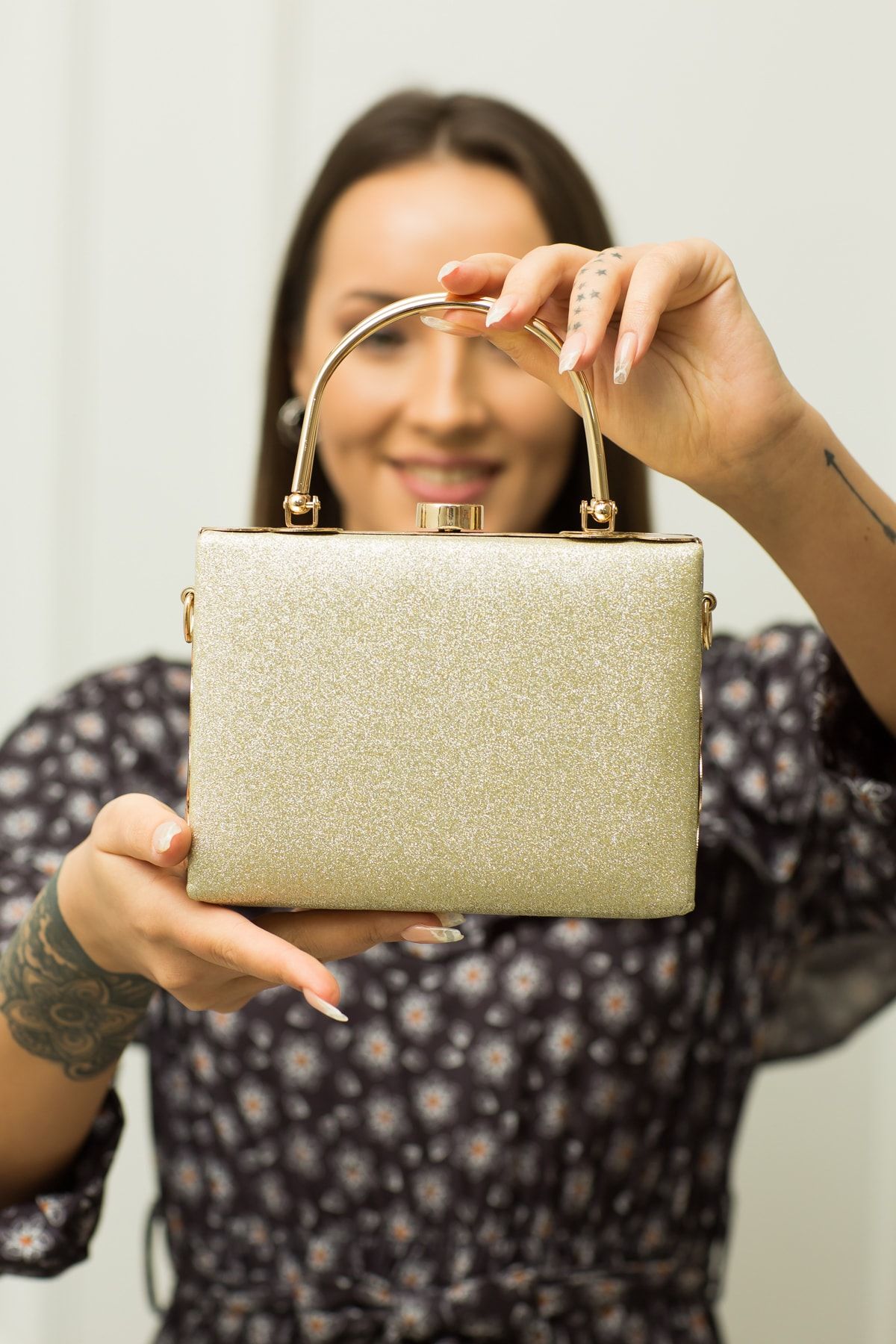 weem bag Tutmalı Altın Simli Abiye Çanta