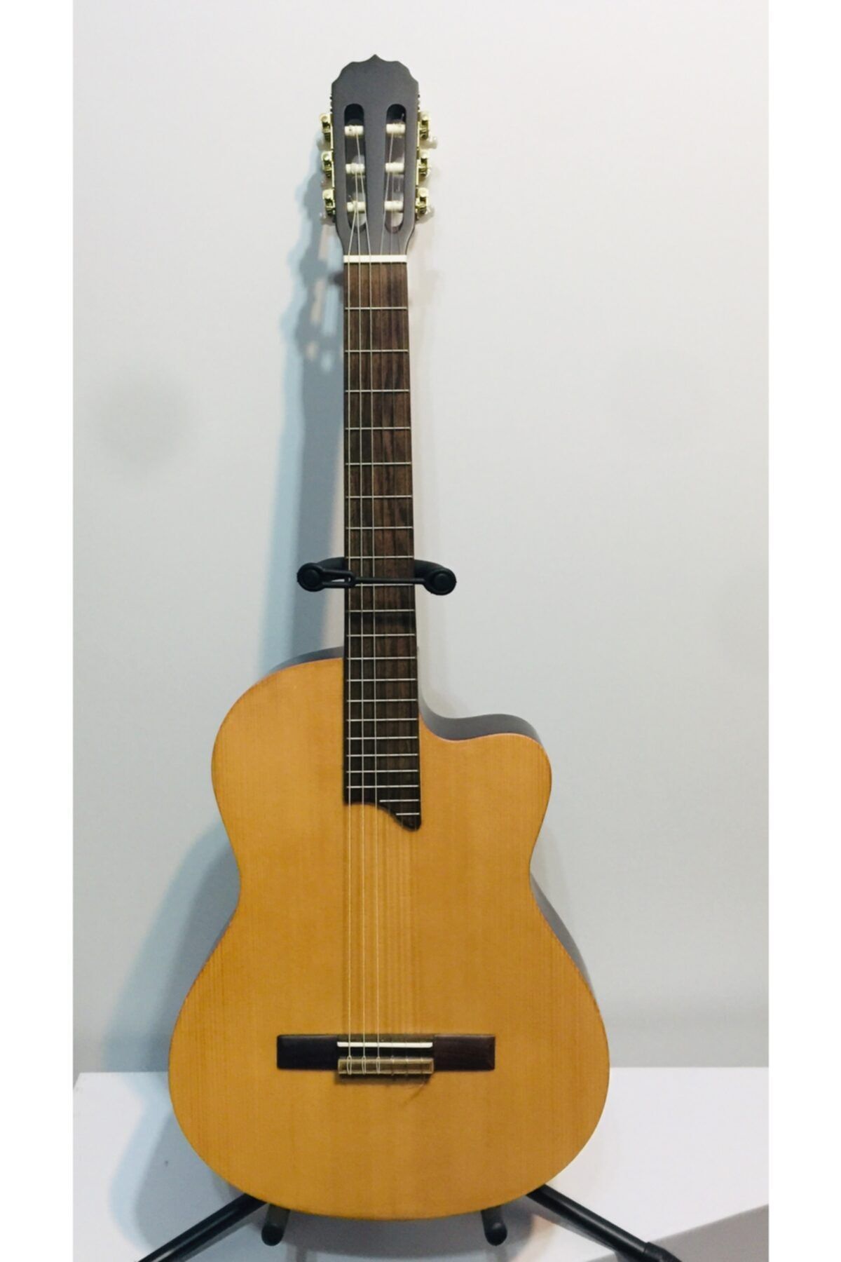 Presto Luthier Cg845ce Özel Yapım Profesyonel Elektro Klasik Sahne Gitarı Boyut: Tam Boy
