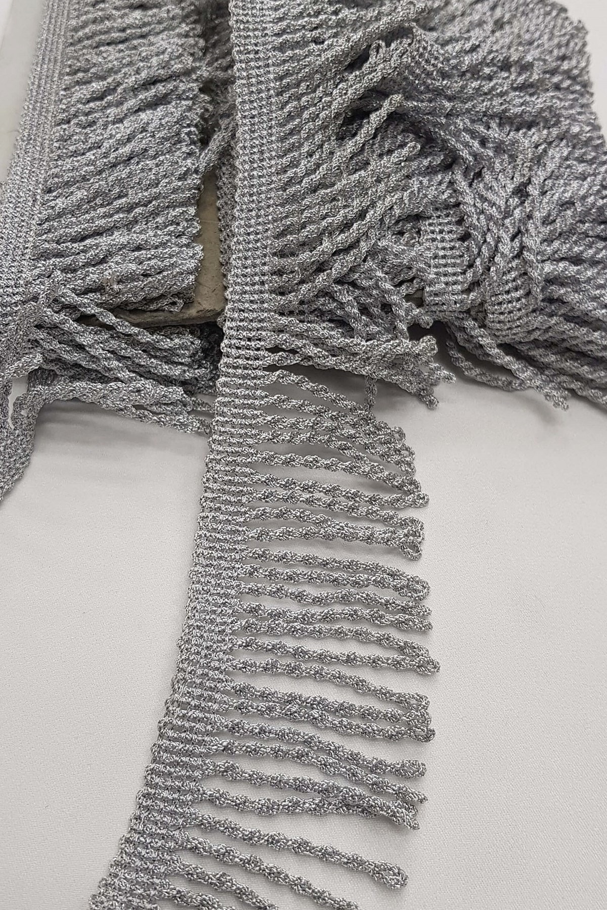 Hobigram Gümüş Simli Burgulu Saçak Püskül Şerit