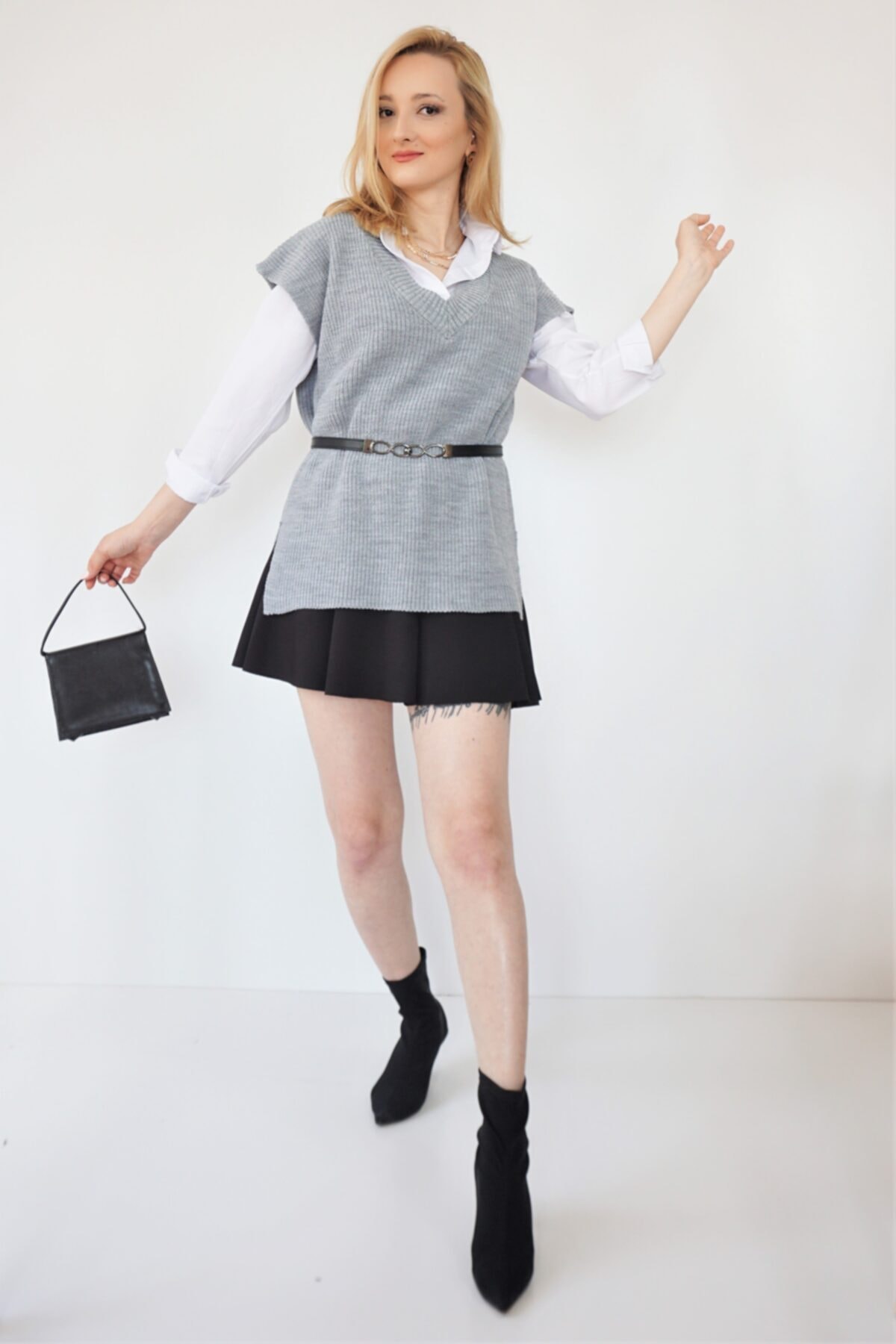 Qu Style Kadın Gri V Yaka Kolsuz Triko Süveter