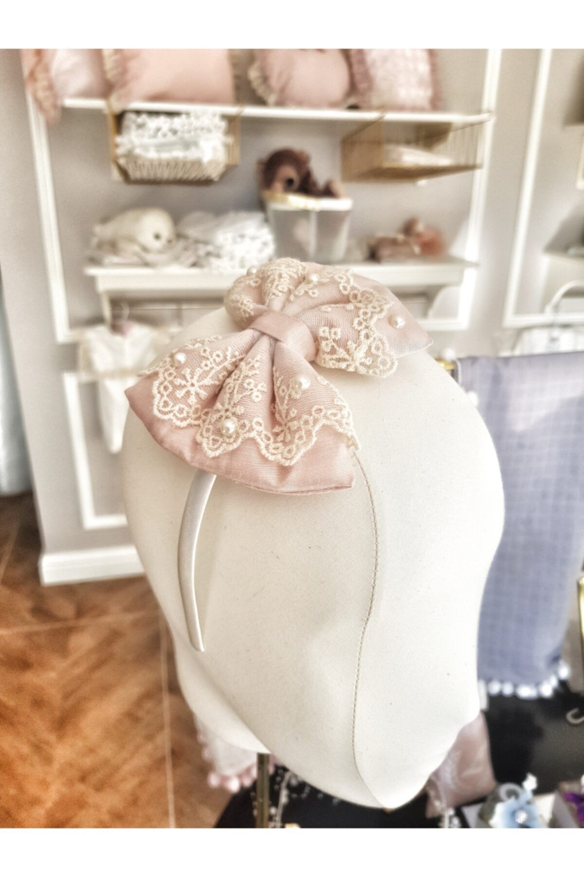 Lattebaby Dantel Fiyonklu Anne Lohusa Gelin Terlik Tac Ve Bebek Bandı