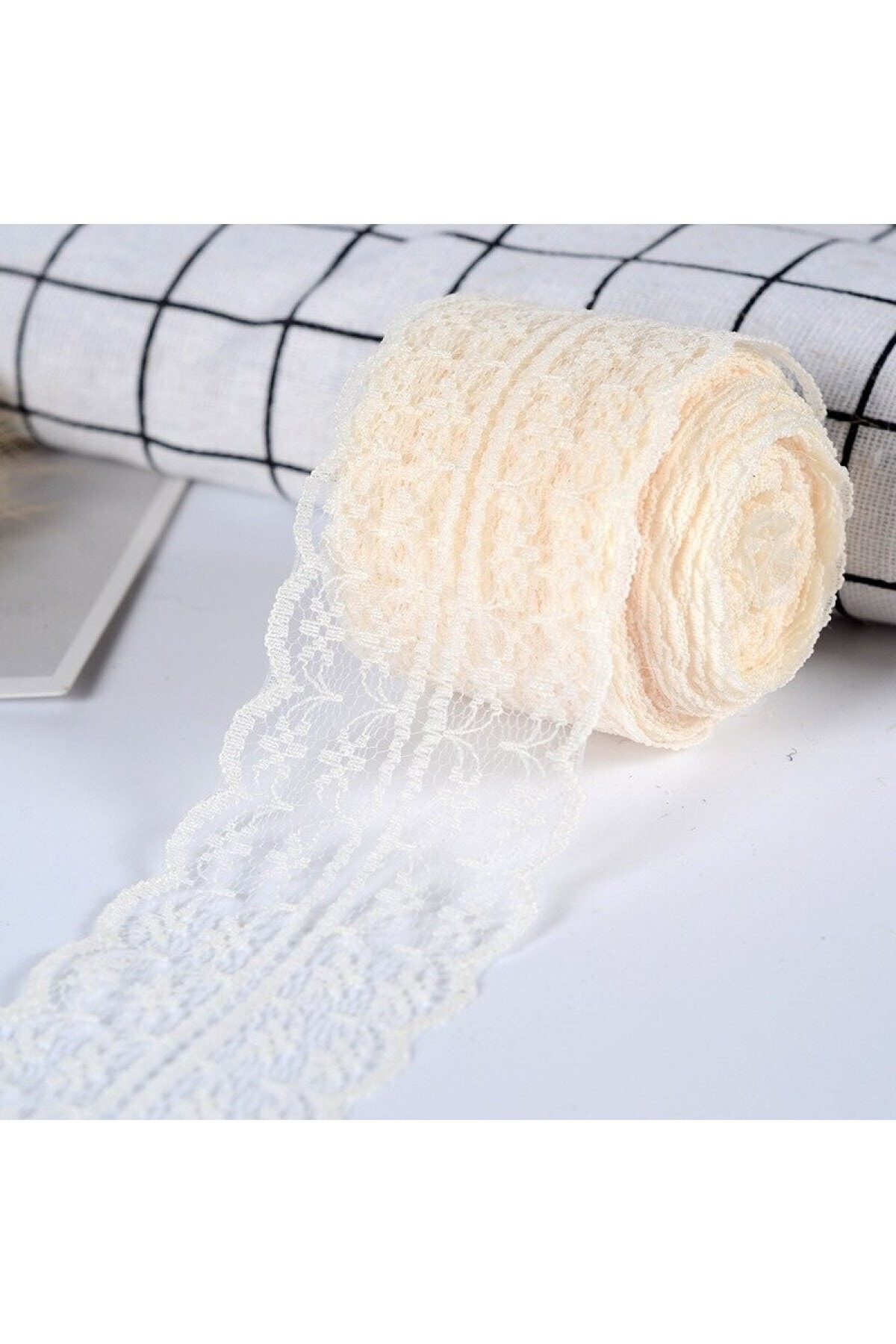 E Elmas Krem Dantel Kurdele (6cm-10m)