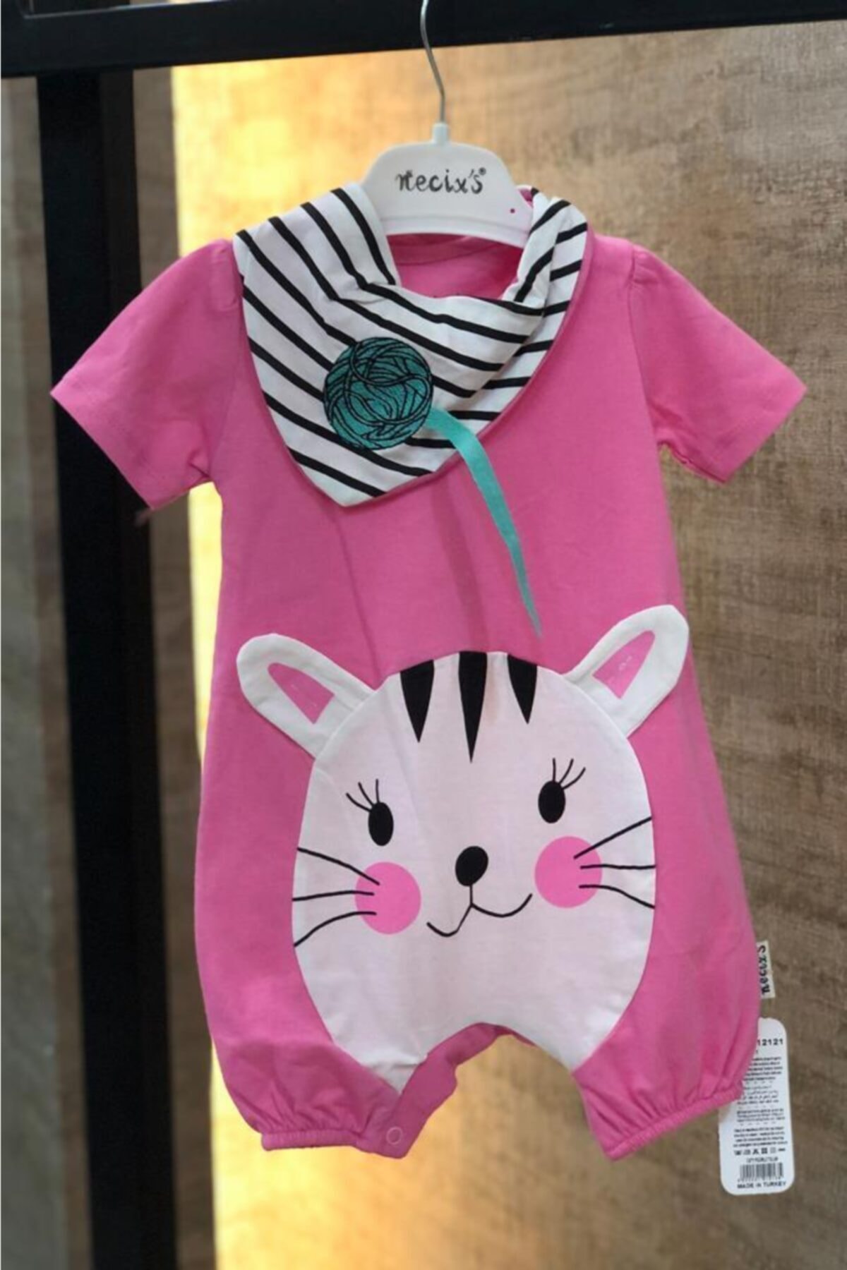 Necix's Kız Bebek Pembe Fularlı Kedi Baskılı Tulum