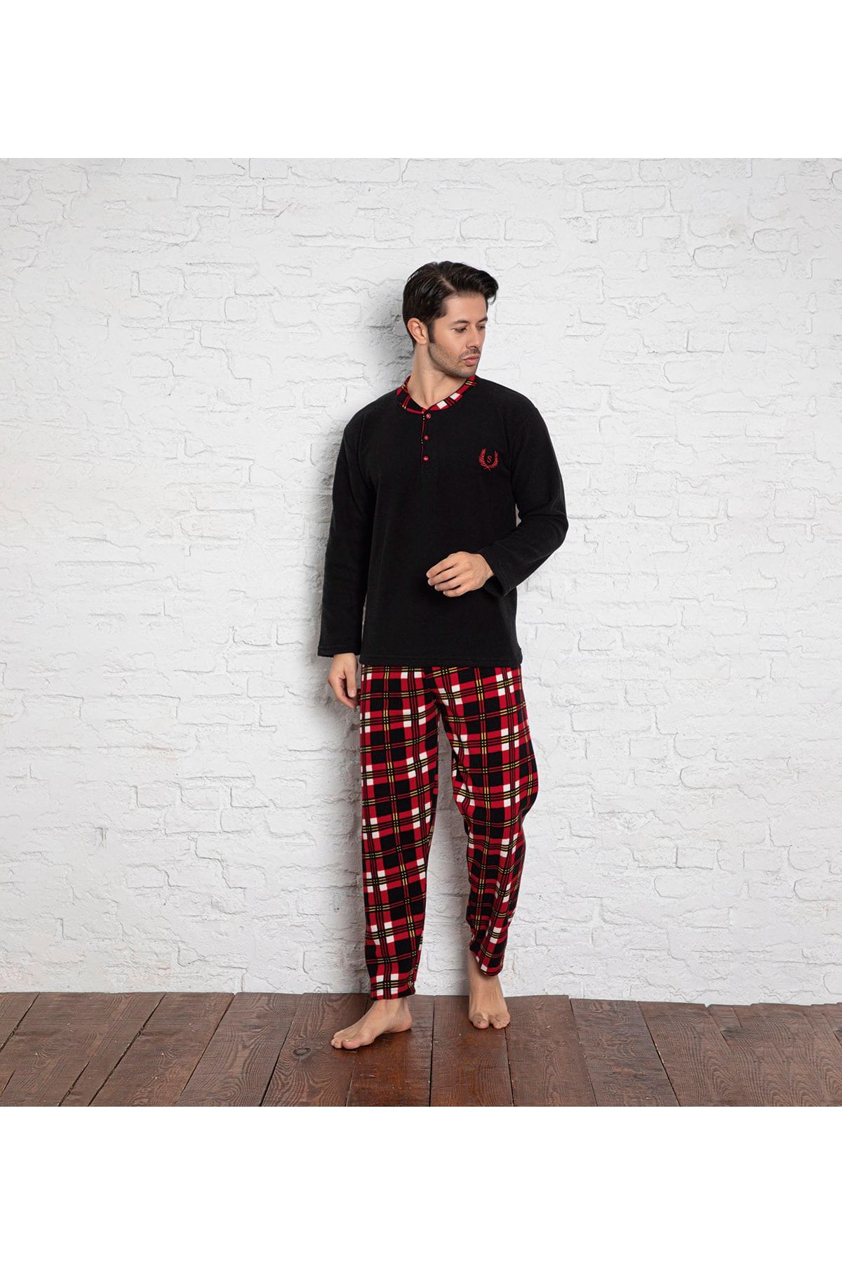 M RELLA Men s Black Plaid square Patterned Long Sleeve Fleece