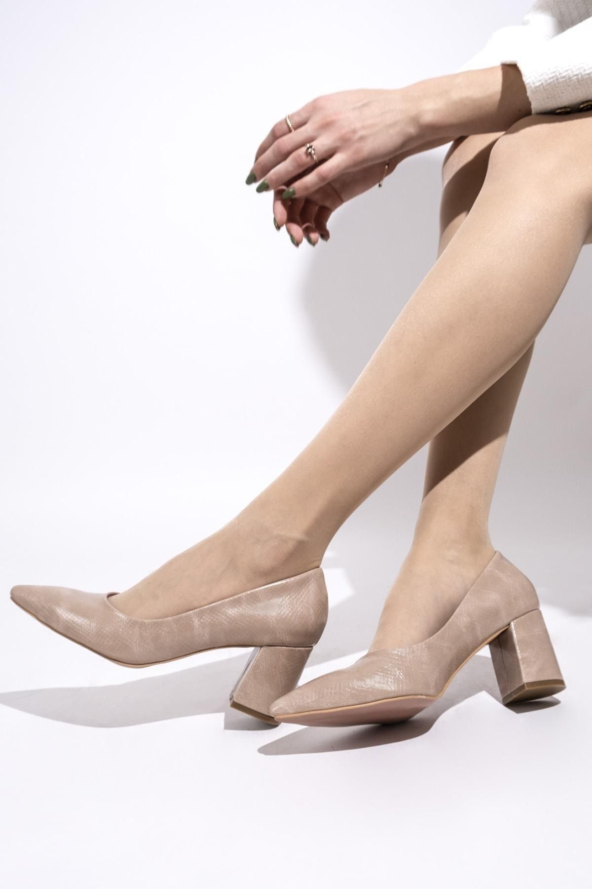 Blokhak pumps clearance