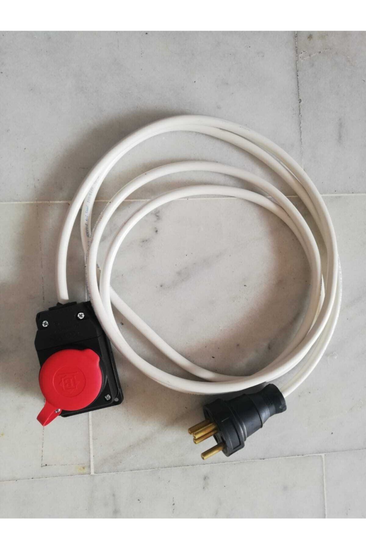 ÖZNUR 4*2,5 Ttr Kablo Ile 3*25a Fiş+dişi Fiş (20 Mt)