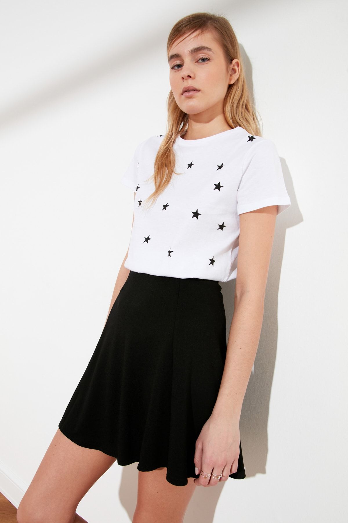 TRENDYOLMİLLA Siyah Basic Örme Etek TWOSS19ST0117