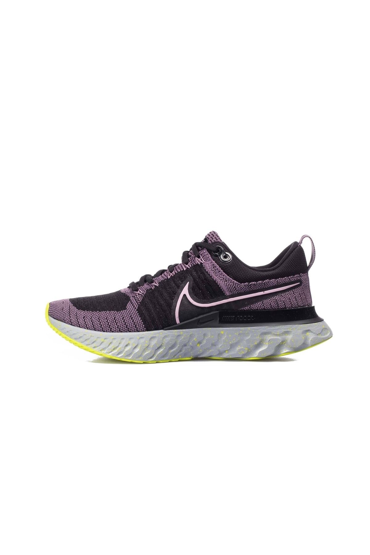 Flyknit top react 1