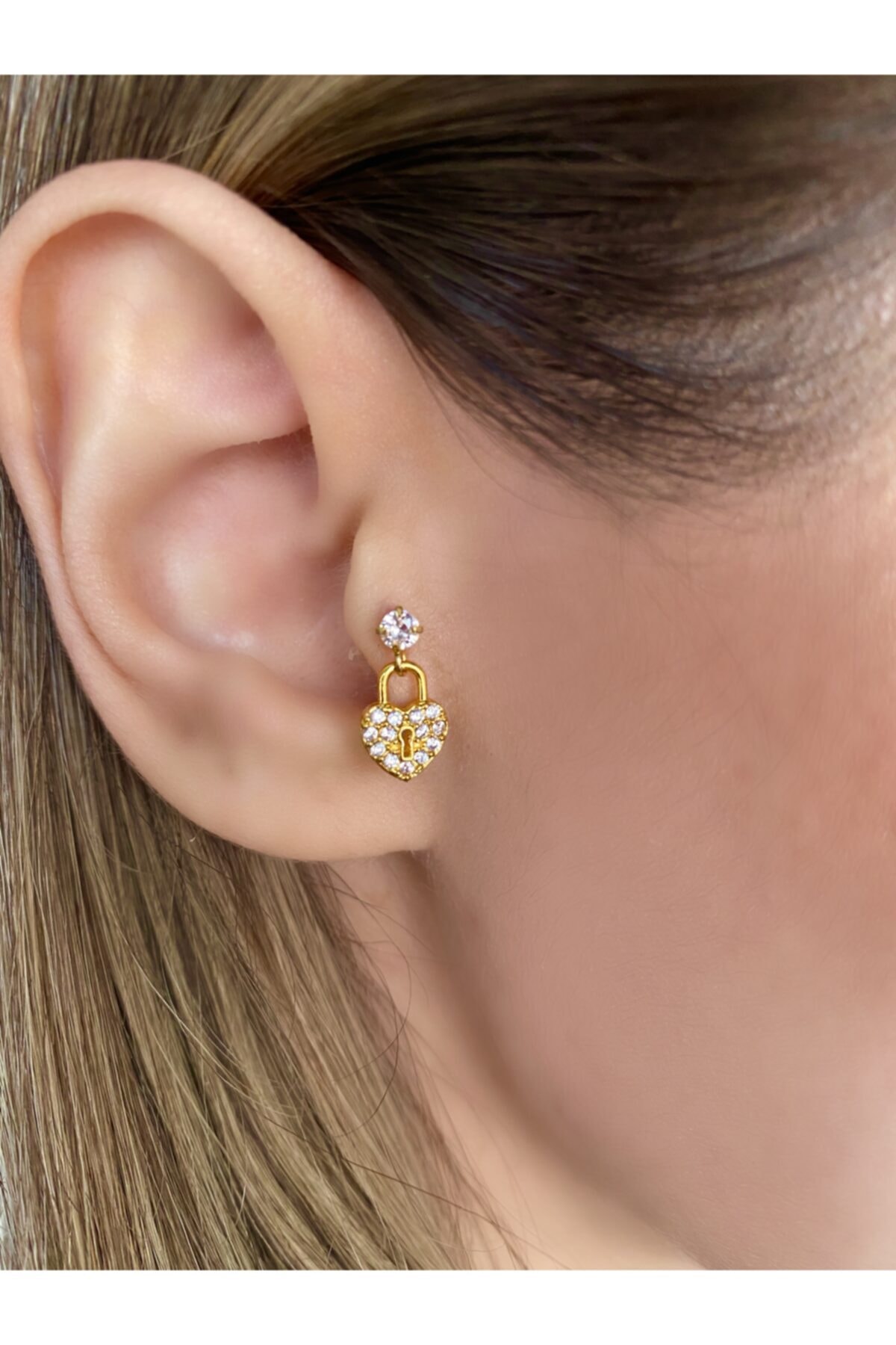 Okkostore Cerrahi Çelik Gold Sallantılı Kalp Detaylı Kıkırdak , Piercing , Tragus