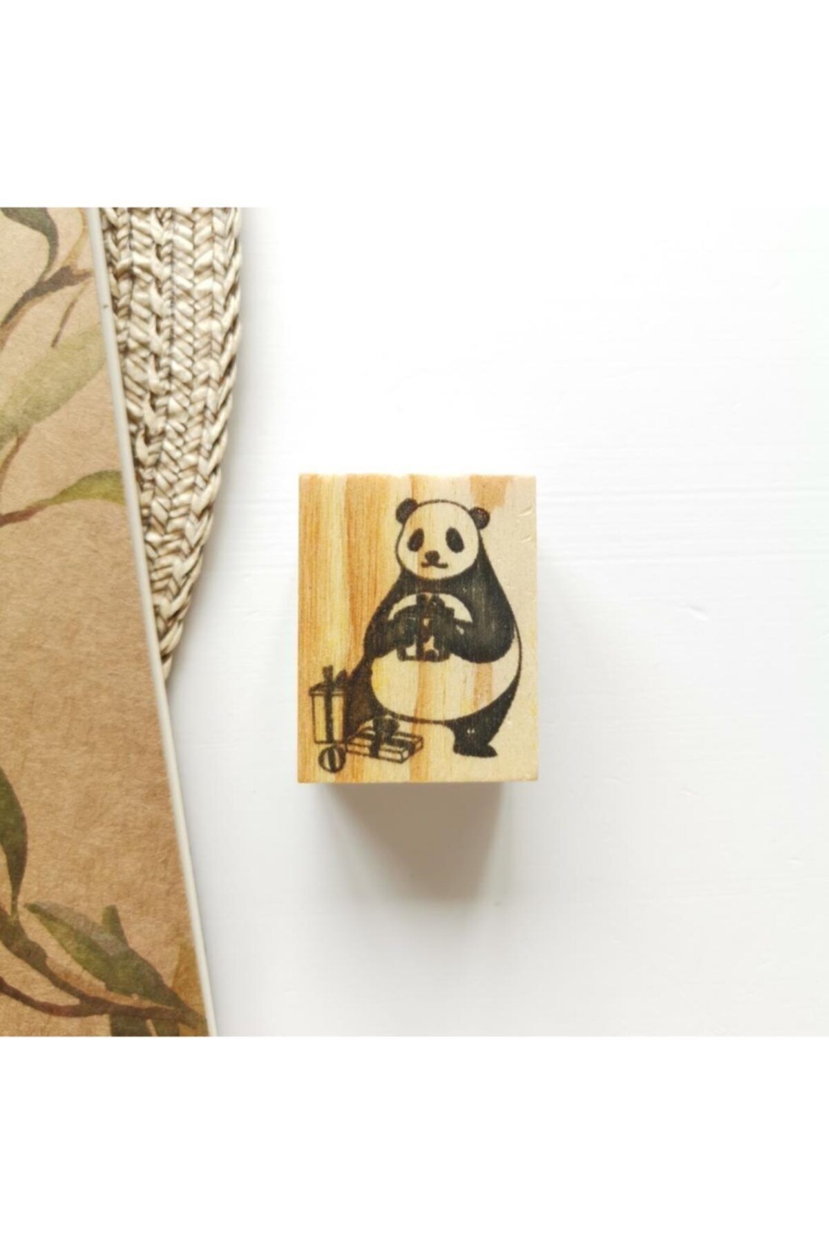 İbeking Sevimli Panda Ve Hediye Paketi Stamp