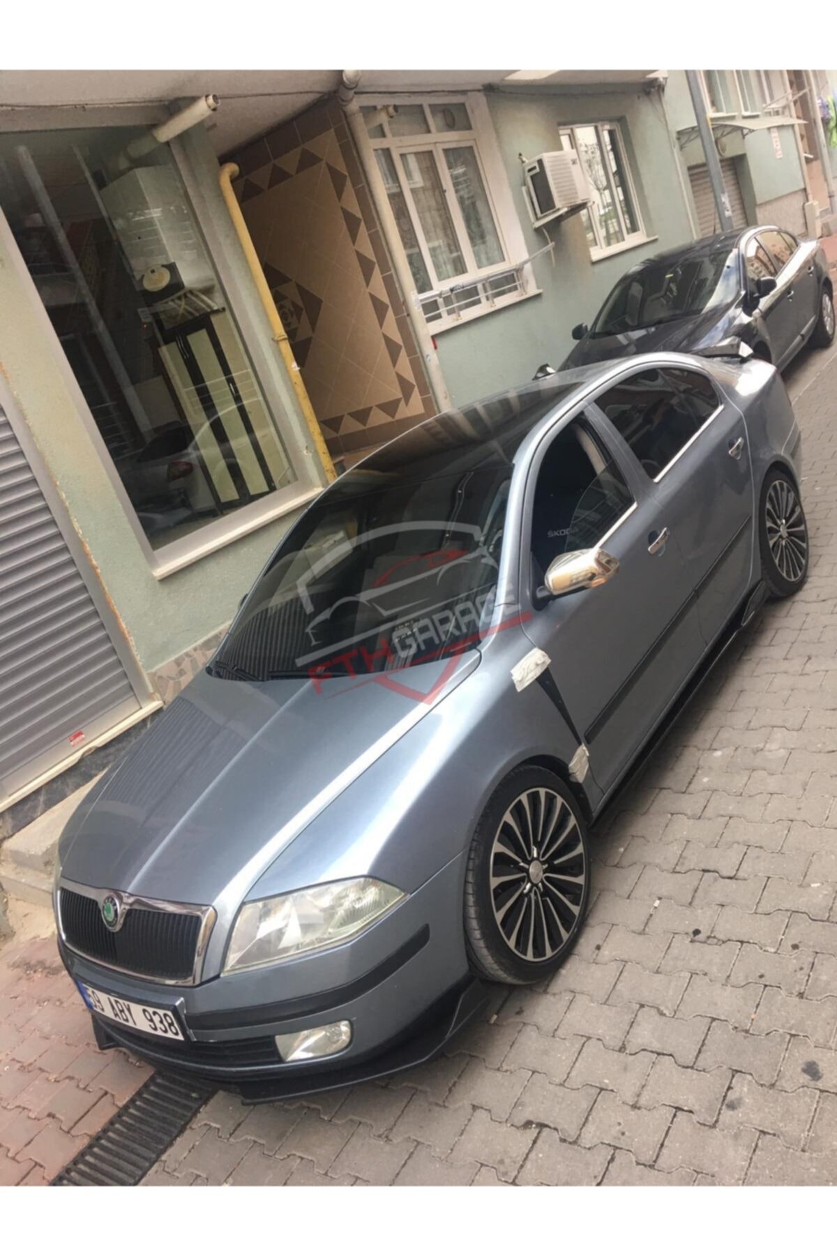 FTH GARAGE Skoda Octavia Yan Marşpiyel Lipi Kulaklı Esnek Piano Black Renk