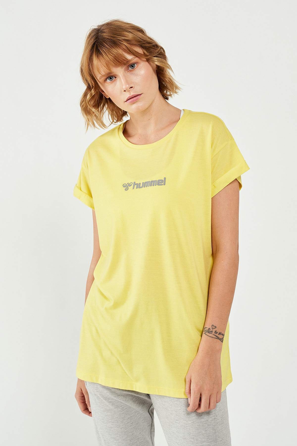 HUMMEL HMLVERANSO Sarı Kadın T-Shirt 101085885
