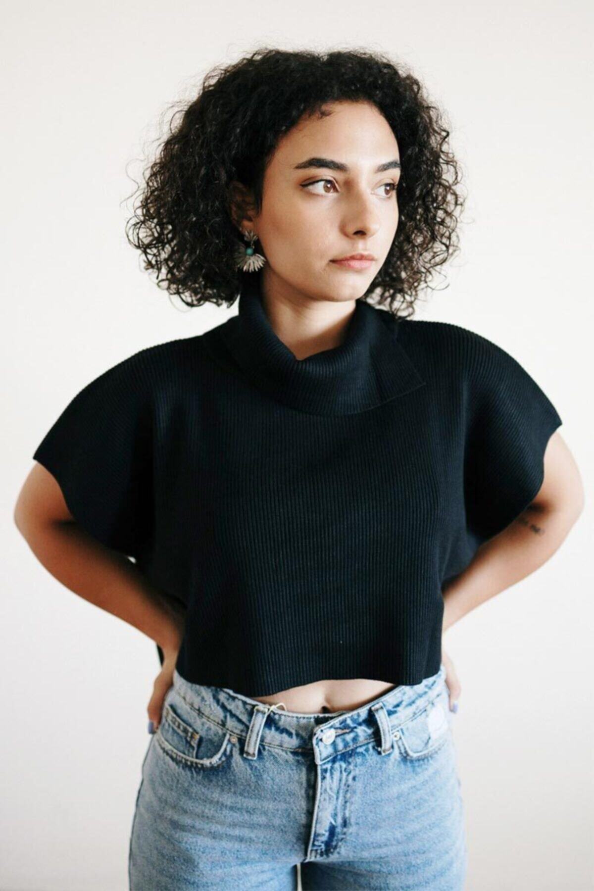 Byzeynepyapıcı Kadın Tasarım Degaje Yaka Triko