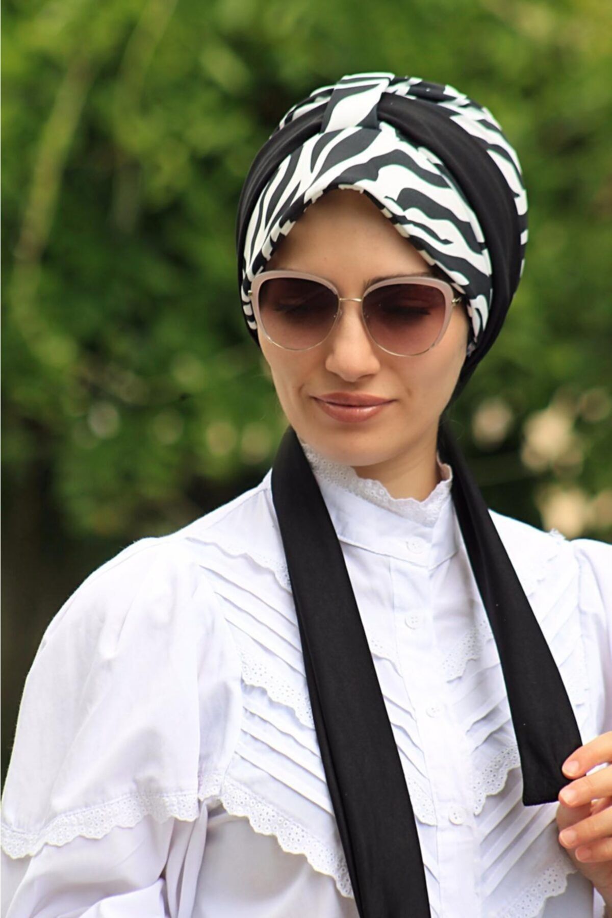 AMİSOS BONE Desenli Atkılı Bone Zebra Desen