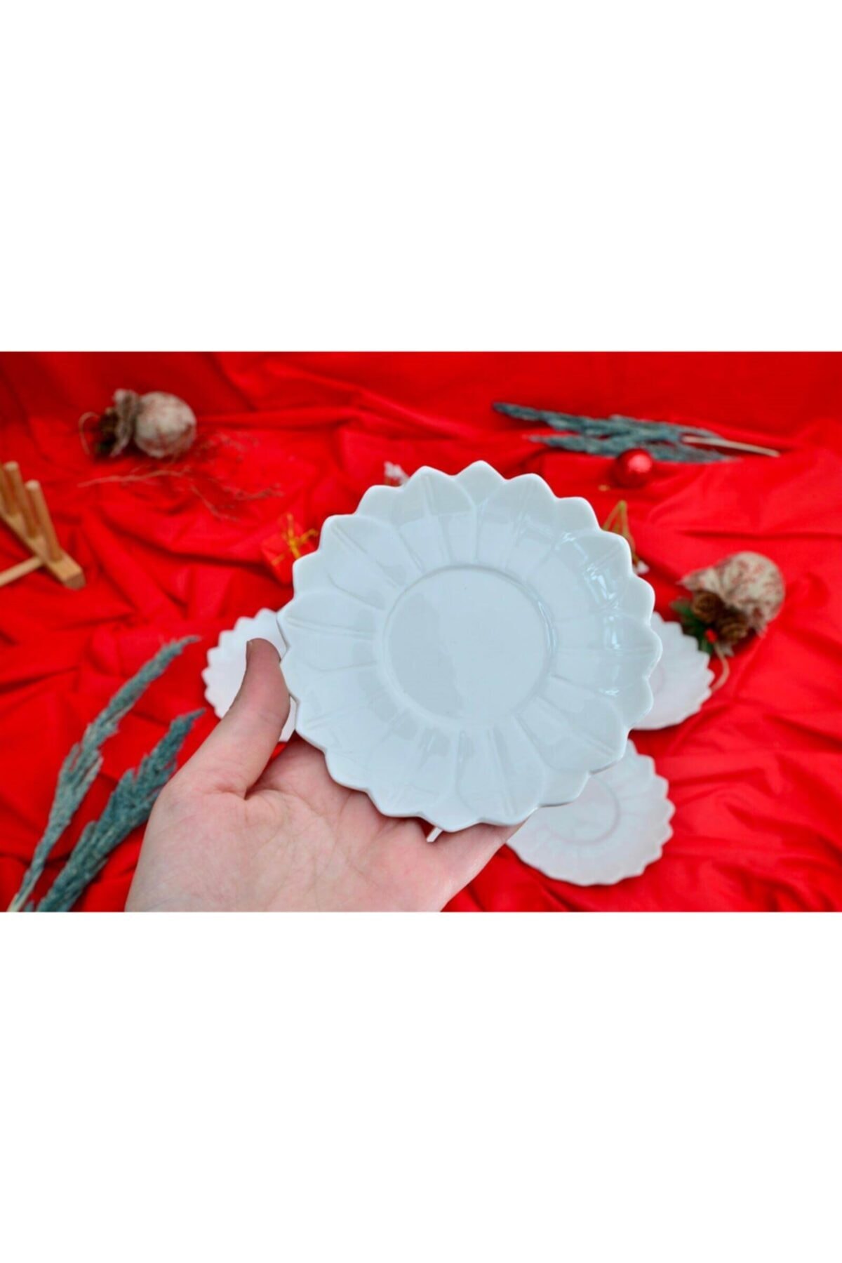 Tekbir Papatya Porselen Çukurlu Çay Tabağı