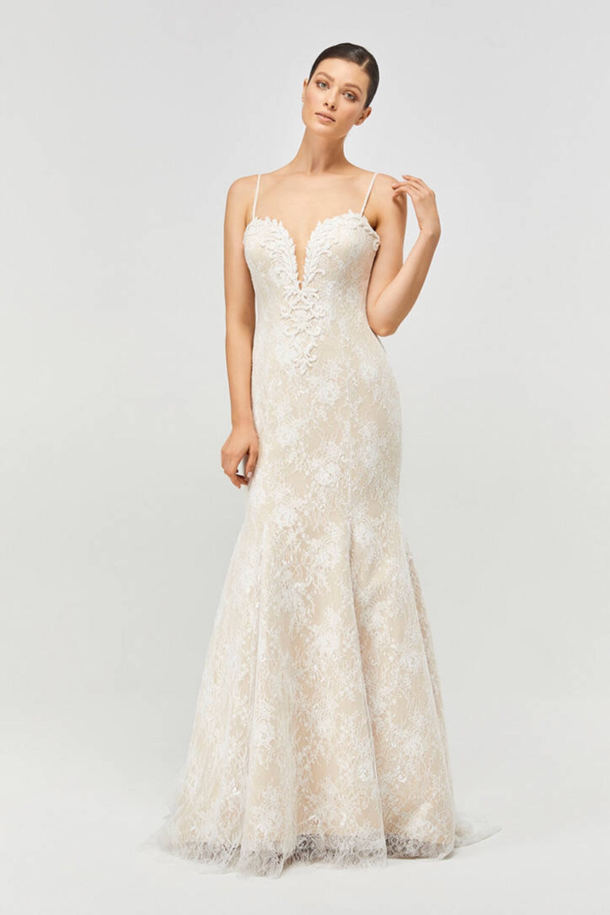 Mediha Cambaz Bridal Even Ince Askılı Fransız Dantelli Kapuçino Balık Gelinlik