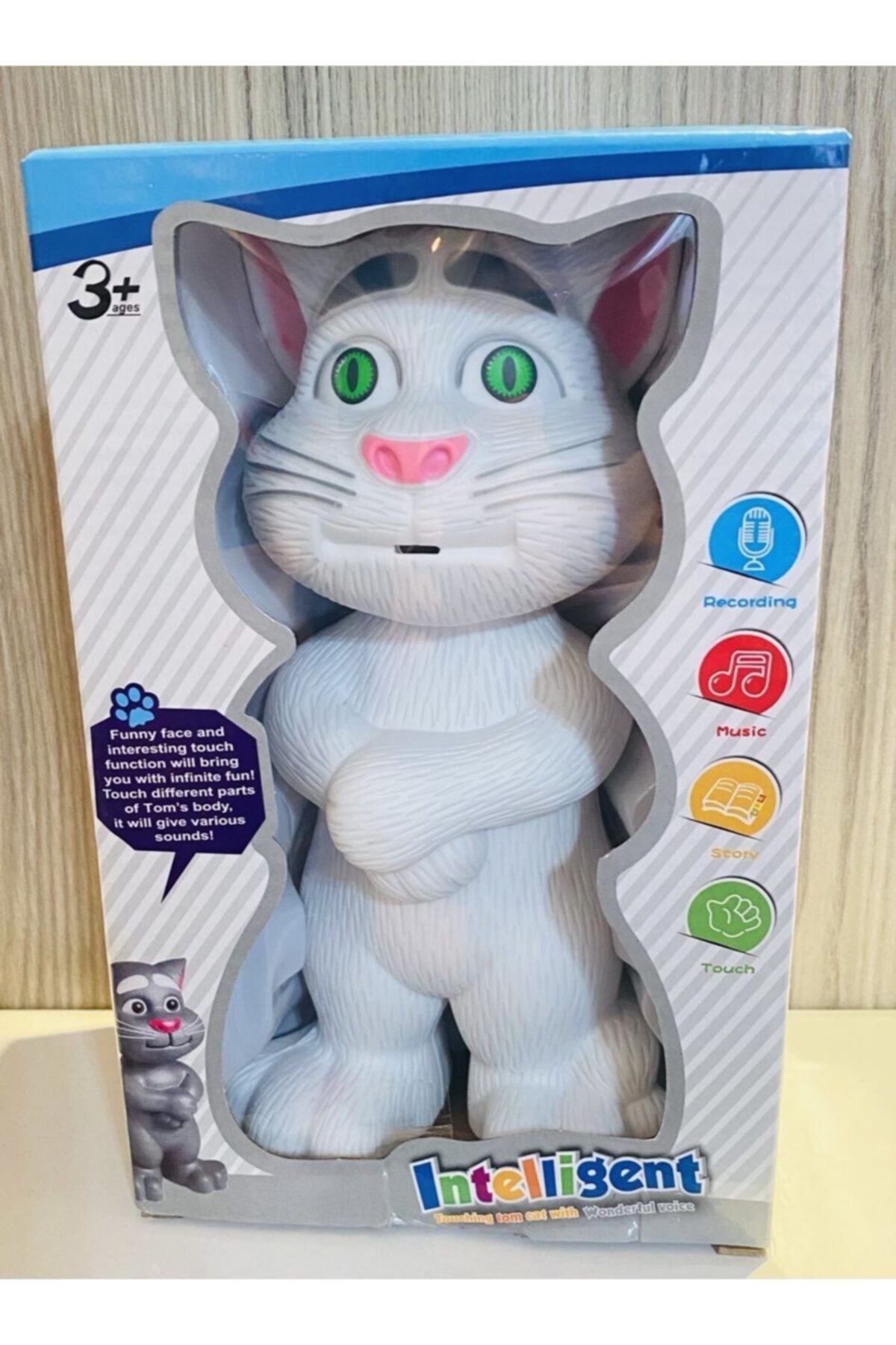 TOM CAT Tom Kedi Konuşan Ses Kaydeden Oyuncak S 20 Cm Beyaz