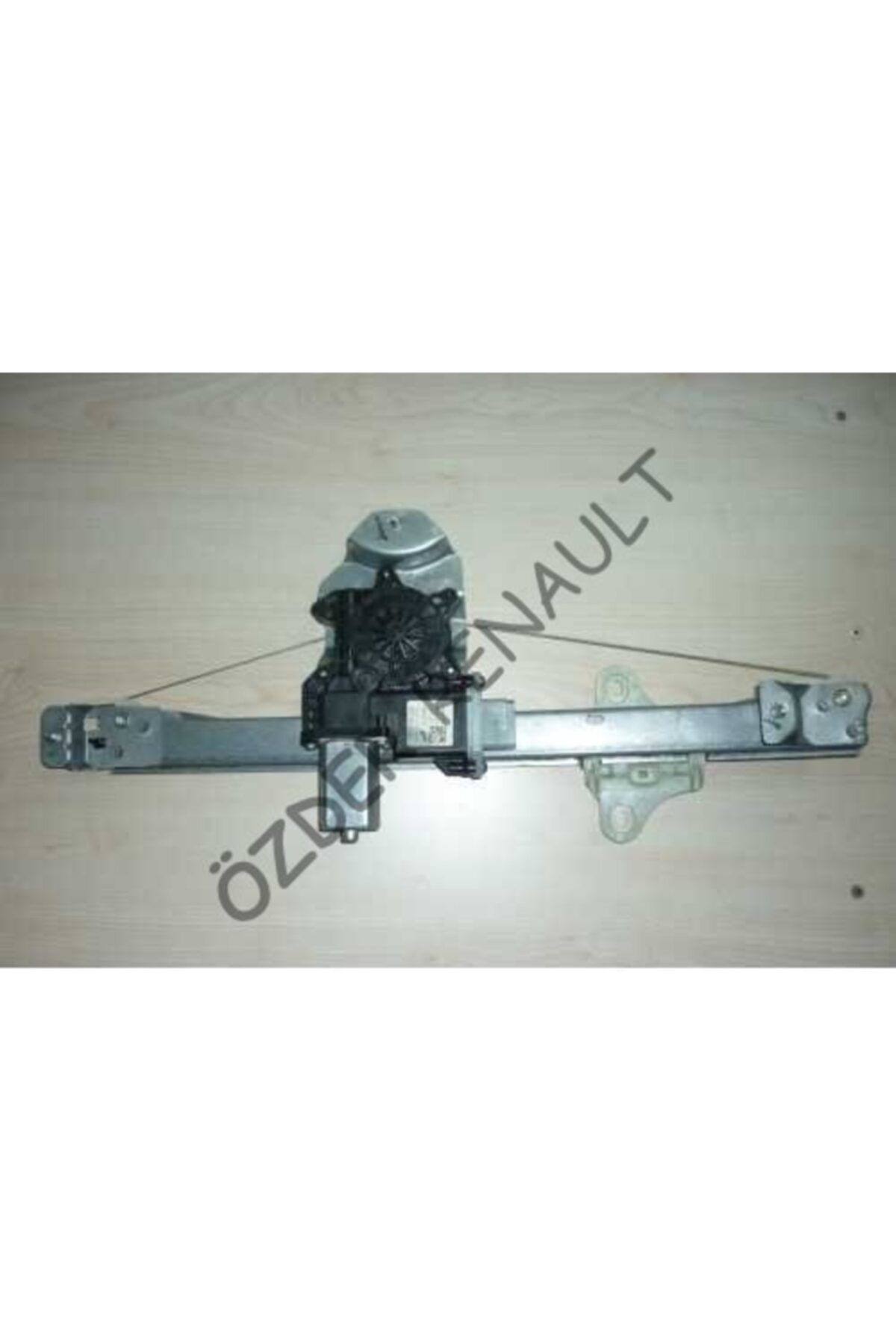 Renault Clio 4 Ön Cam Krikosu Sağ 807205569r