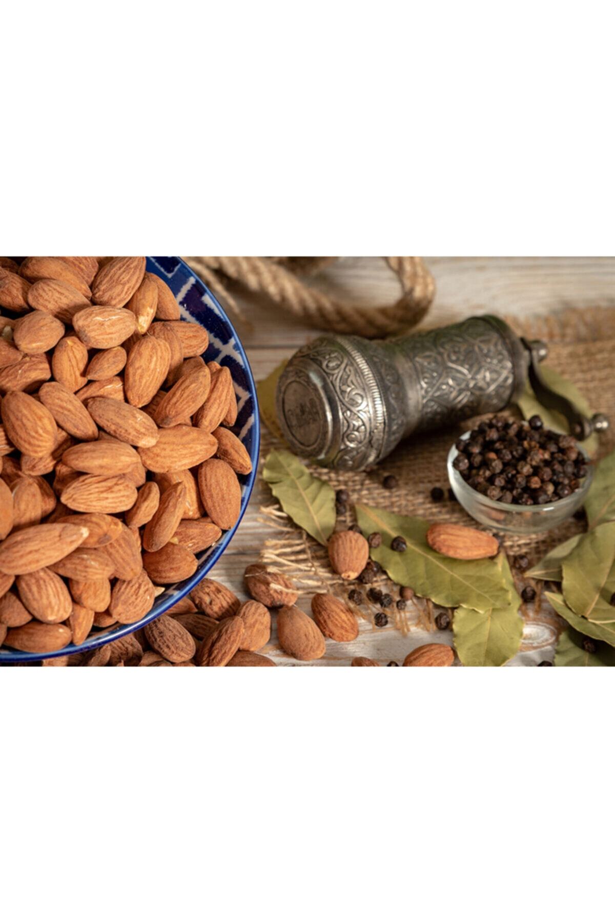 Yöresel Ürünler Pazarı Kavrulmuş Badem Içi (1kg)