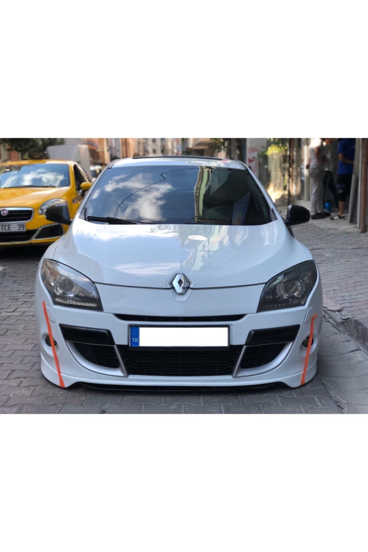 Renault Megane 3 Ön Ek (plastik)