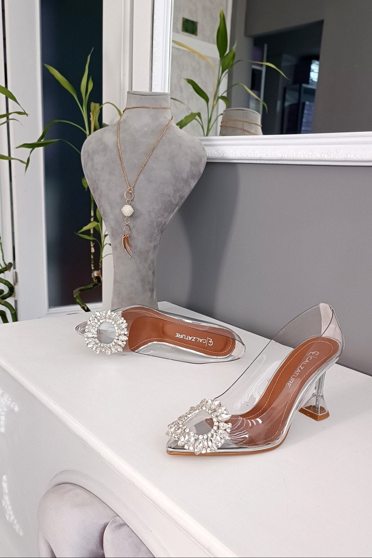 LA CALZATURE Transparent Silver 9cm Champagne Heels Stiletto