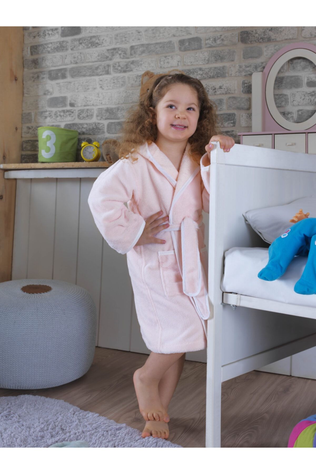 Deep And Pure Kız Çocuk Pembe Beyaz Little Star Bambu Bornoz