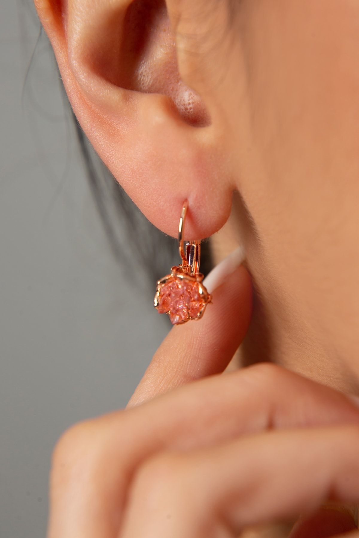 Elika Silver Kadın Rose Kaplama Pembe Zirkon Taşlı Lotus Çiçeği Küpe