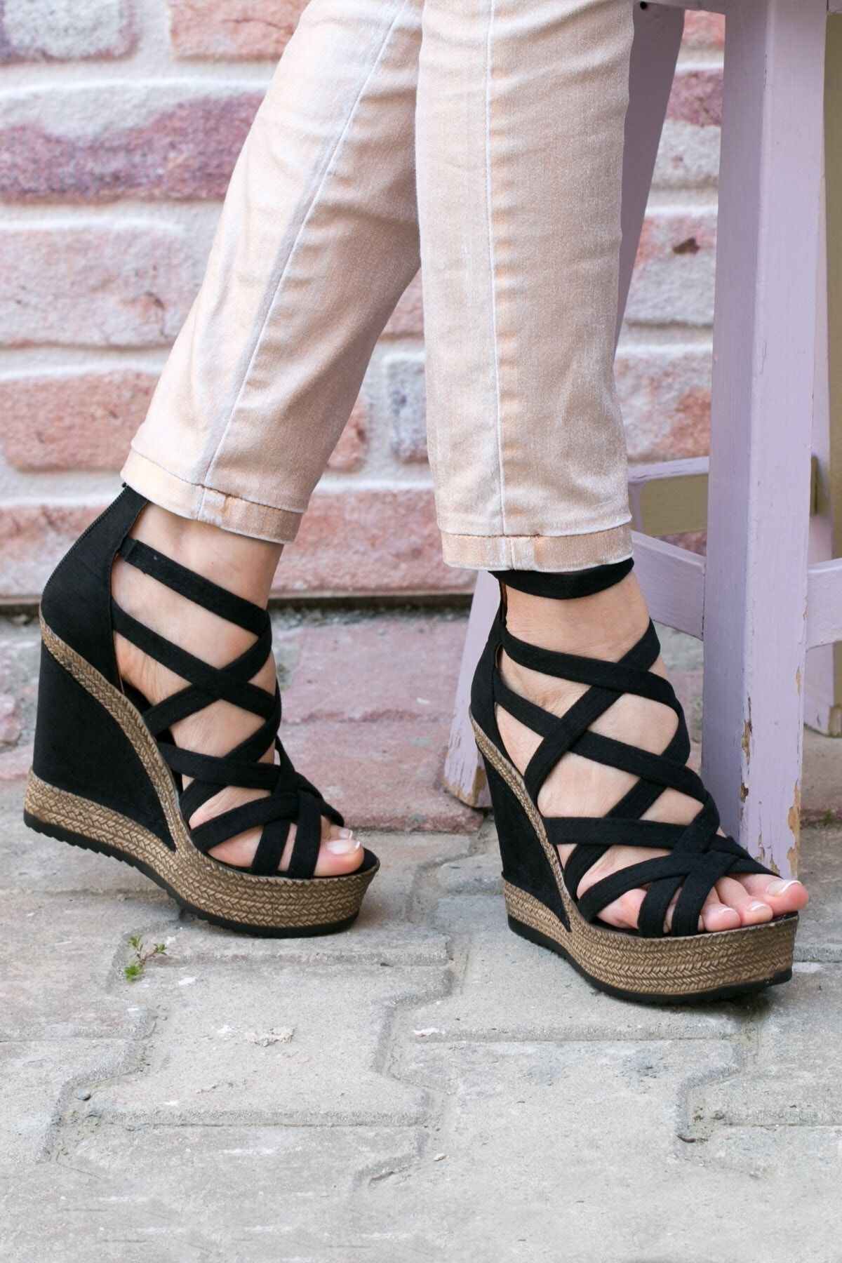 Fox Shoes Siyah Kadın Dolgu Topuklu Ayakkabı 9674070102