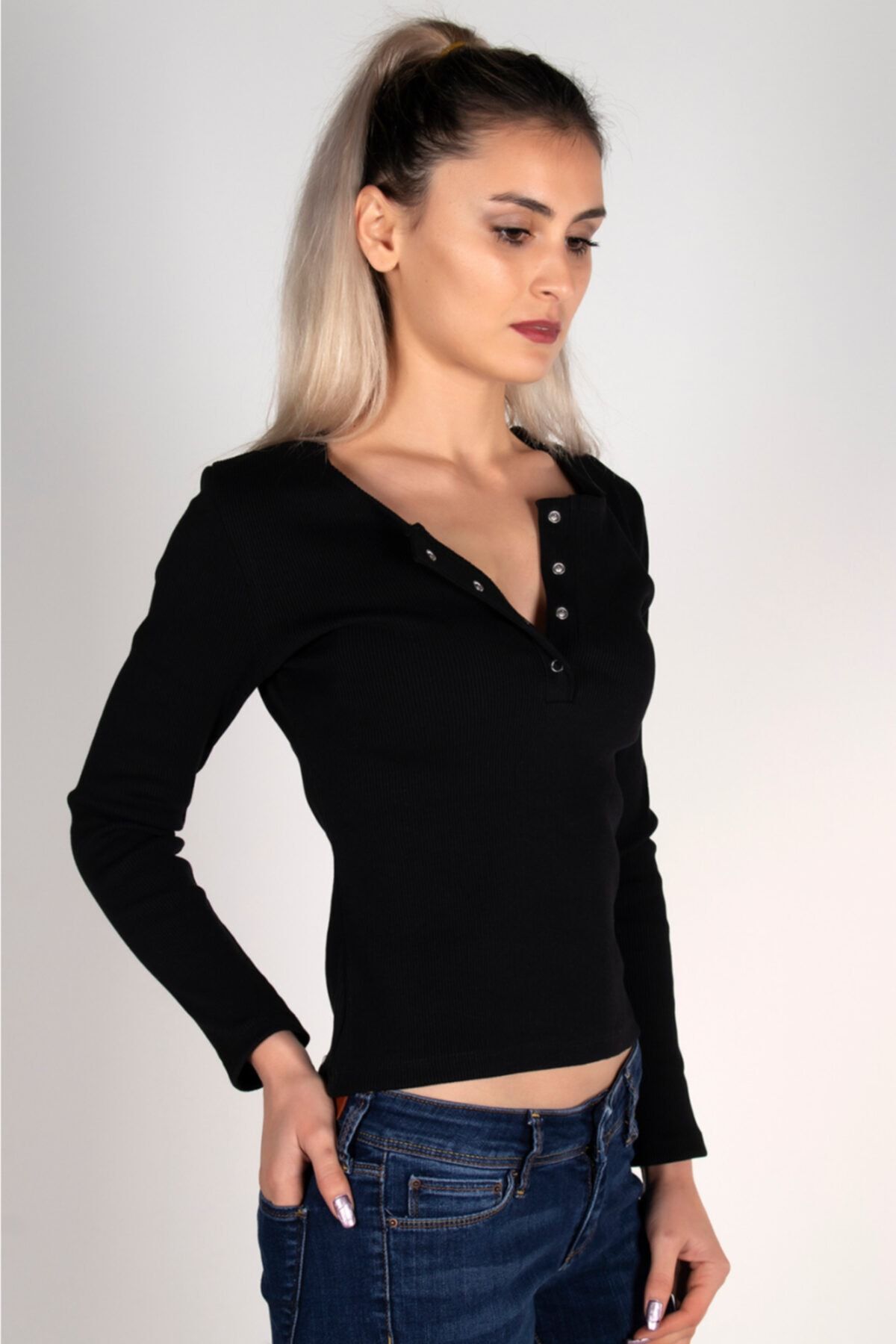 MAKENTMODA Kadın Siyah Önü Bantlı Çıt Çıtlı Body