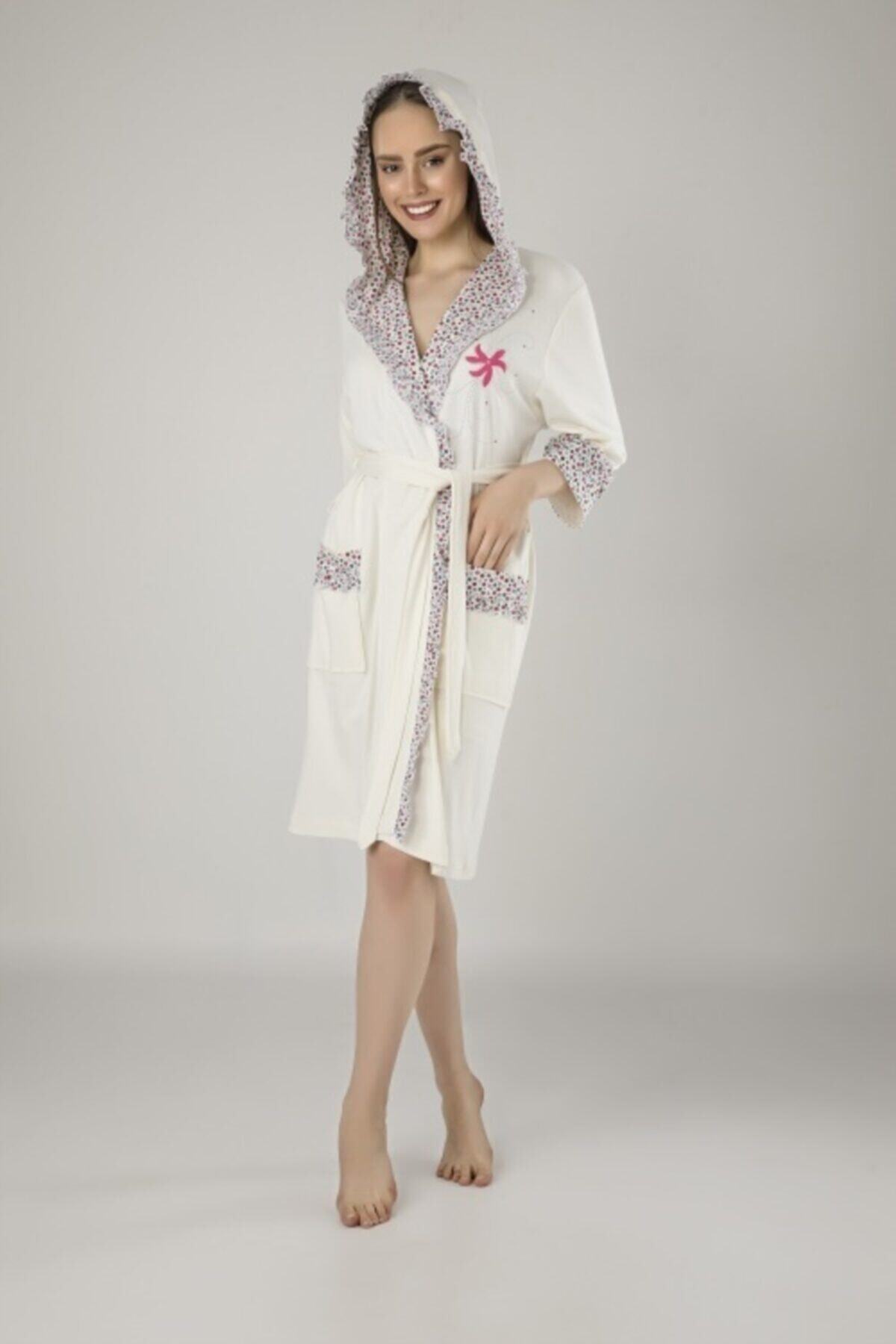 Nuşa Krem Çiçekli Güpür Penye Bambu Sabahlık Bornoz