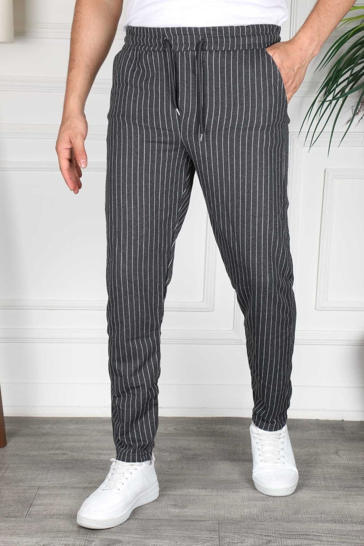 la in life Anthracite Striped Jogger Trendyol