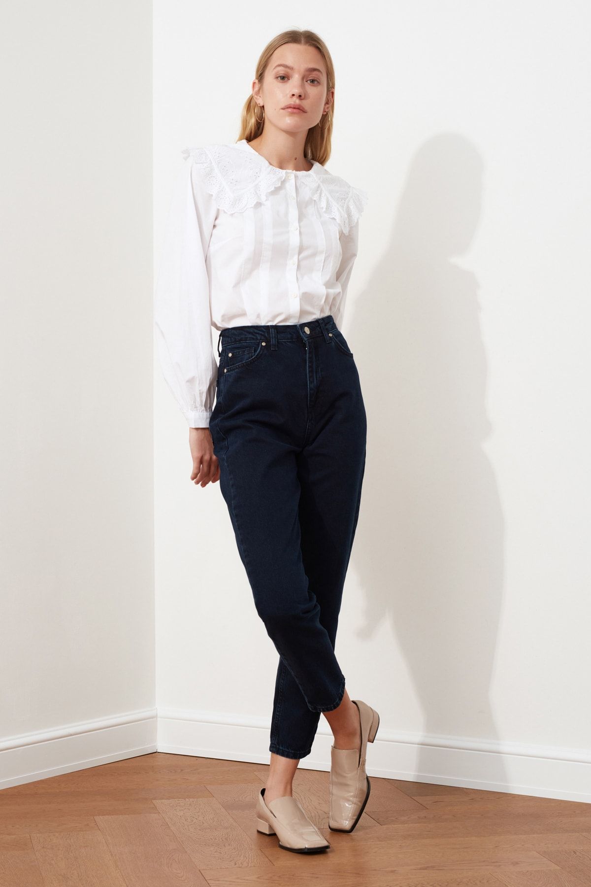 TRENDYOLMİLLA Gece Mavisi Yüksek Bel Mom Jeans TWOSS20JE0108